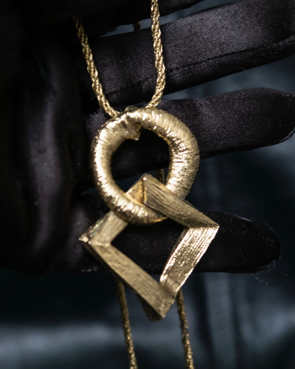 “Yves Saint Laurent” antique processed gold chain necklace