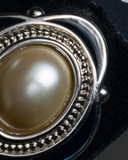 "Burberrys" 80’s–90’s pearl cabochon clip earrings