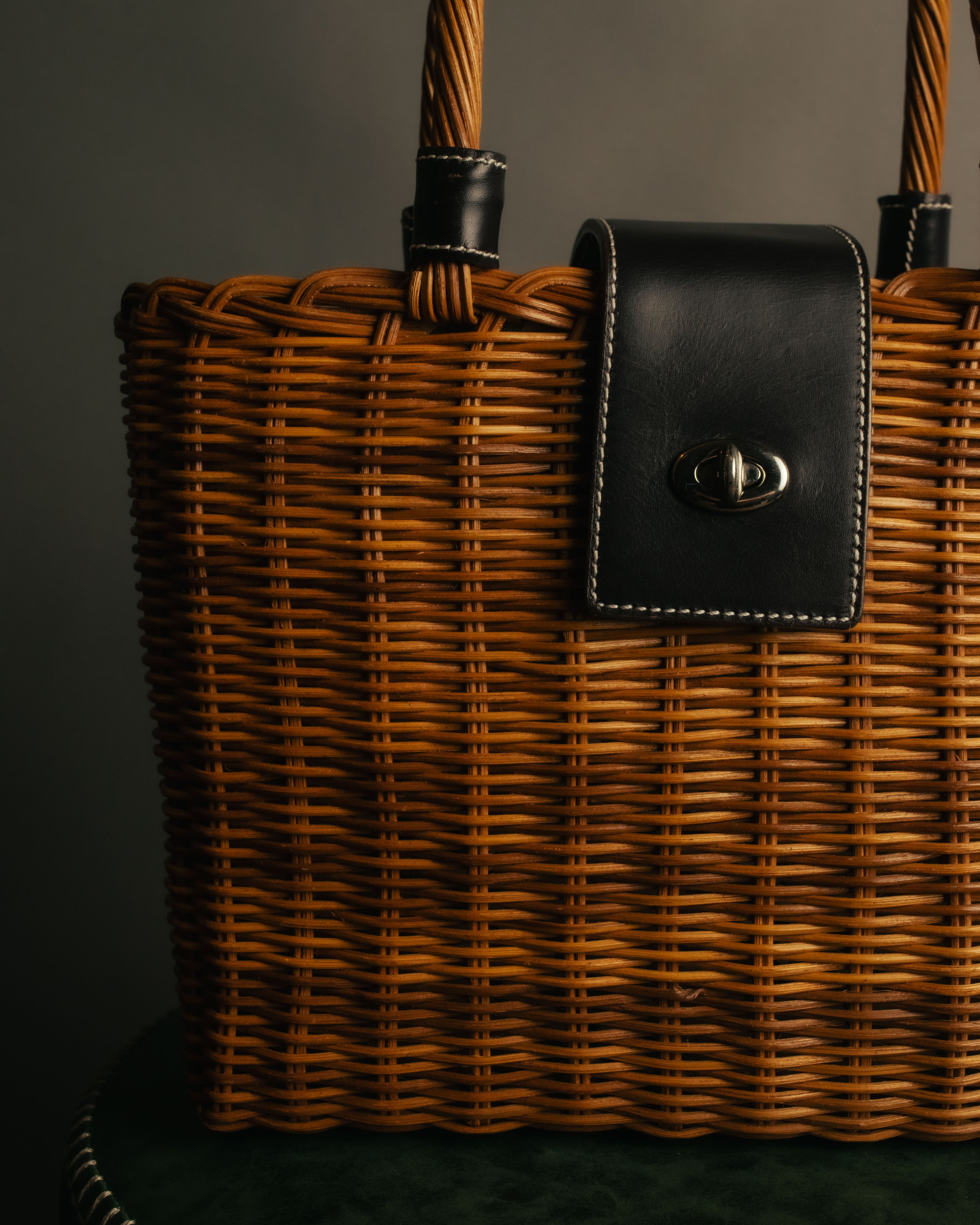 “BURBERRY BLUE LABEL” 00’s Rattan check lining basket bag