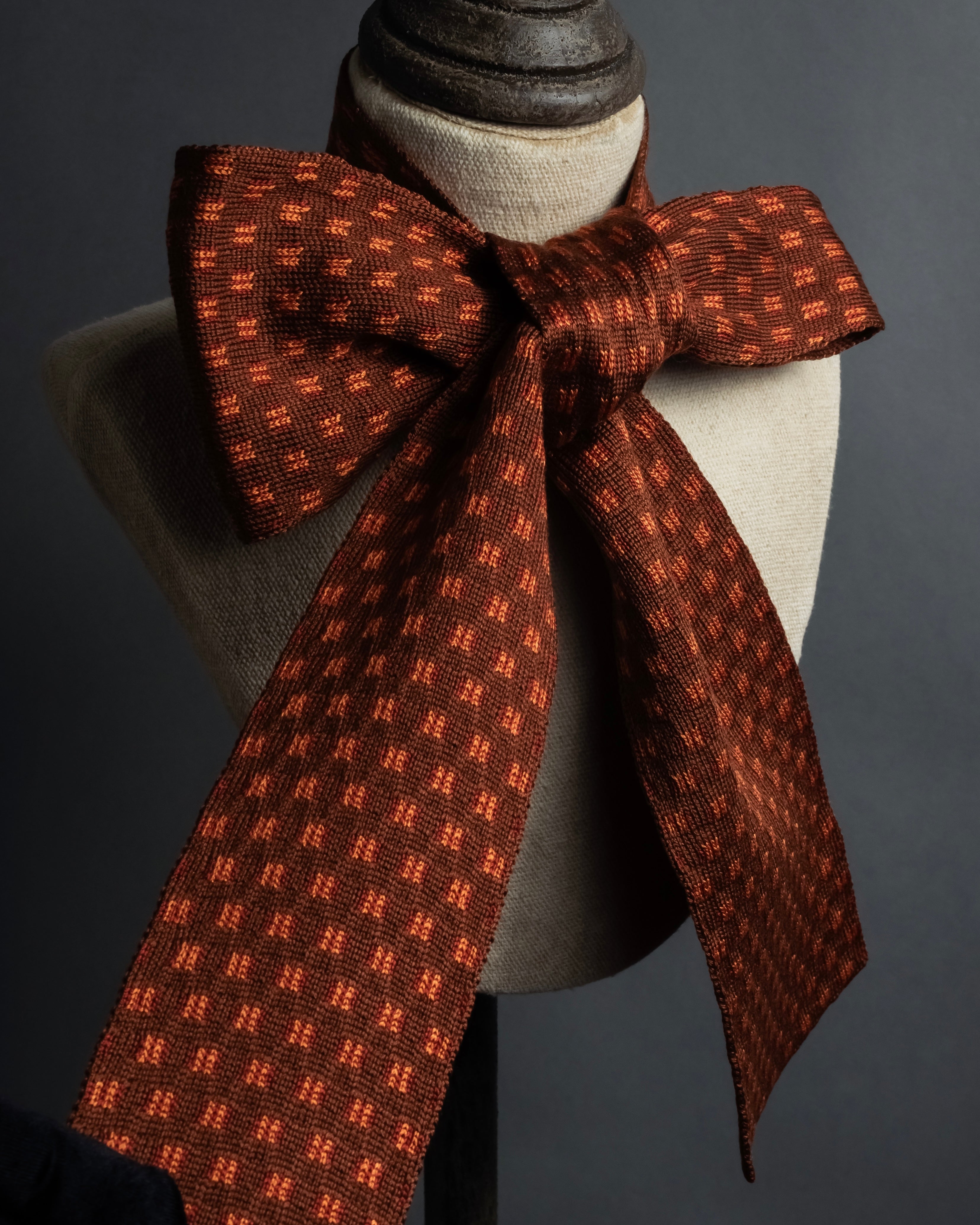 "HERMES" Mosaic dot knit silk neck tie