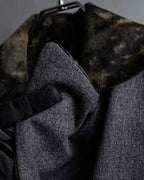 "tricot COMME des GARCONS" 
Double-breasted reversible fur tailored coat