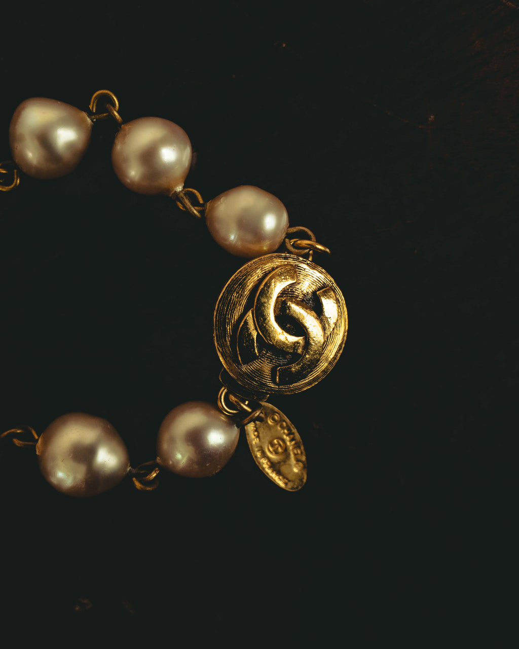 -SPECIAL- "CHANEL" 90's Pearl and crystal embellished long necklace