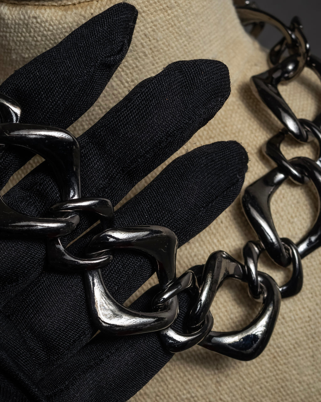 "YVES SAINT LAURENT" Sculptural link chain necklace