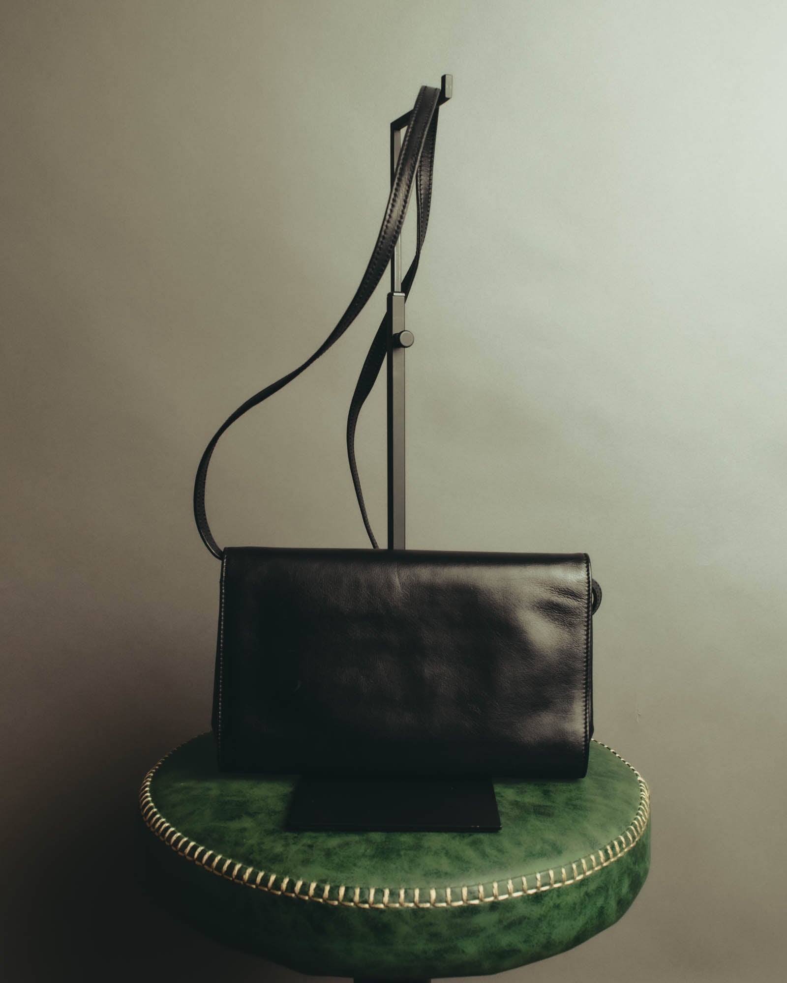 "CELINE" 70's-80's Classic horsebit leather shoulder handbag
