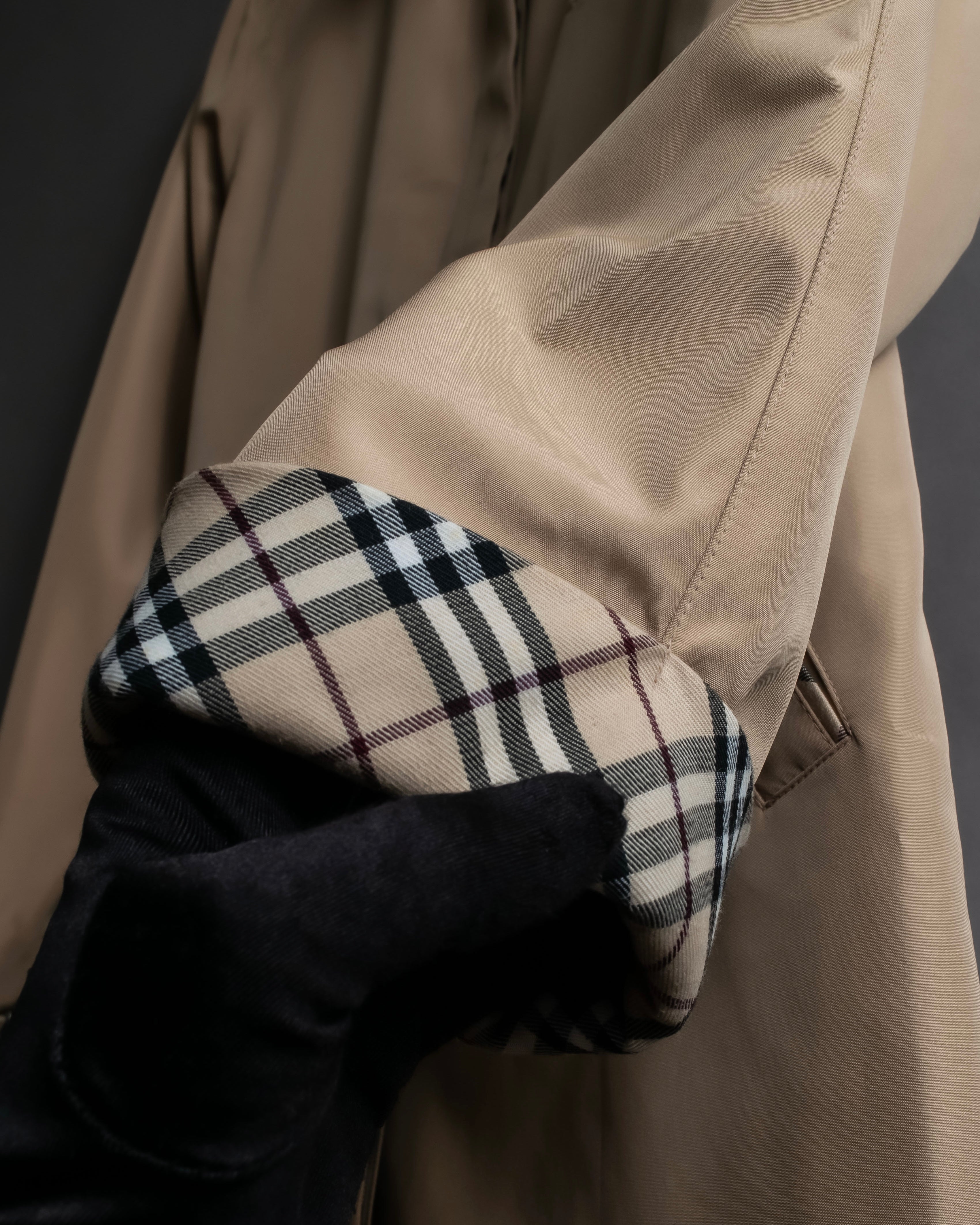 "BURBERRYS" Check reverse design short blouson