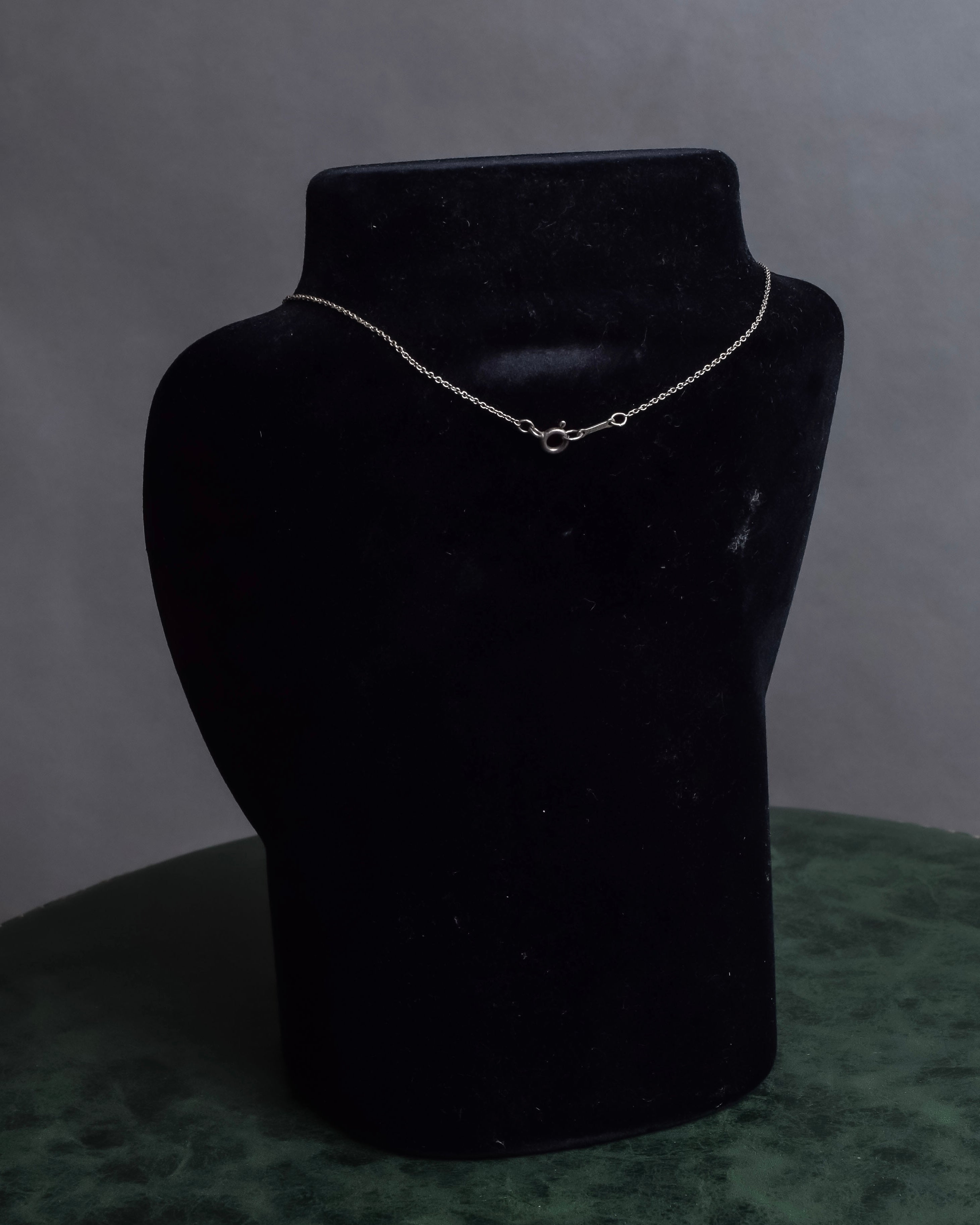 "Tiffany&Co" Small claus motif silver necklace