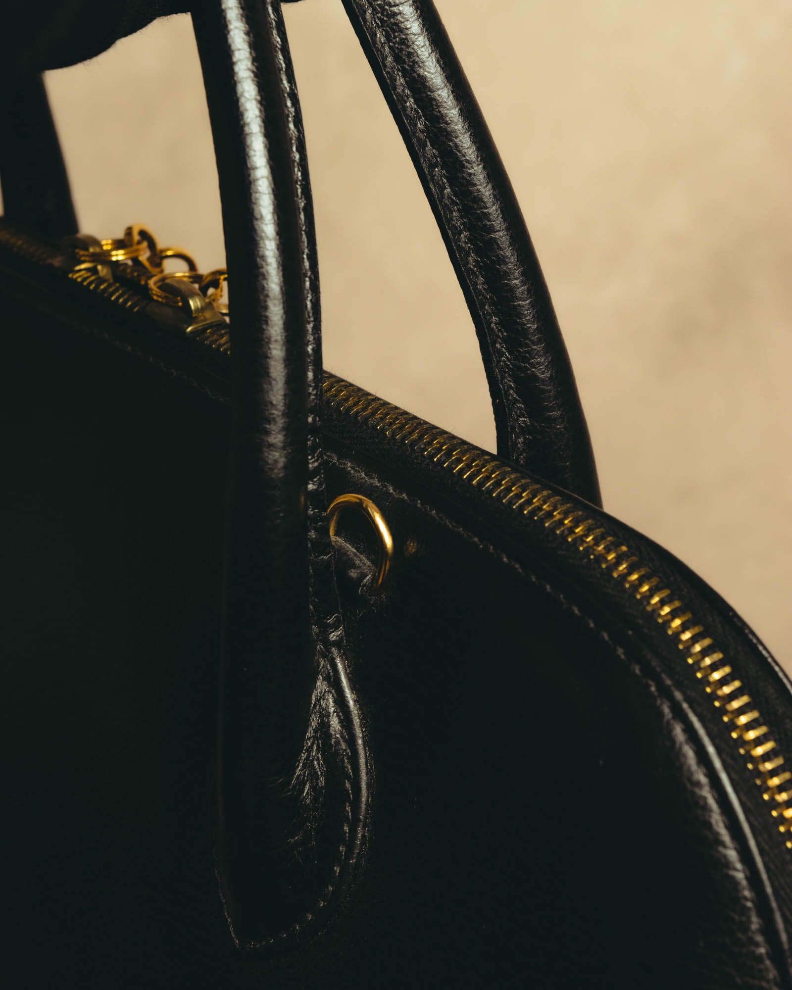 "Salvatore Ferragamo" 90's-00's Structured leather top handle bag