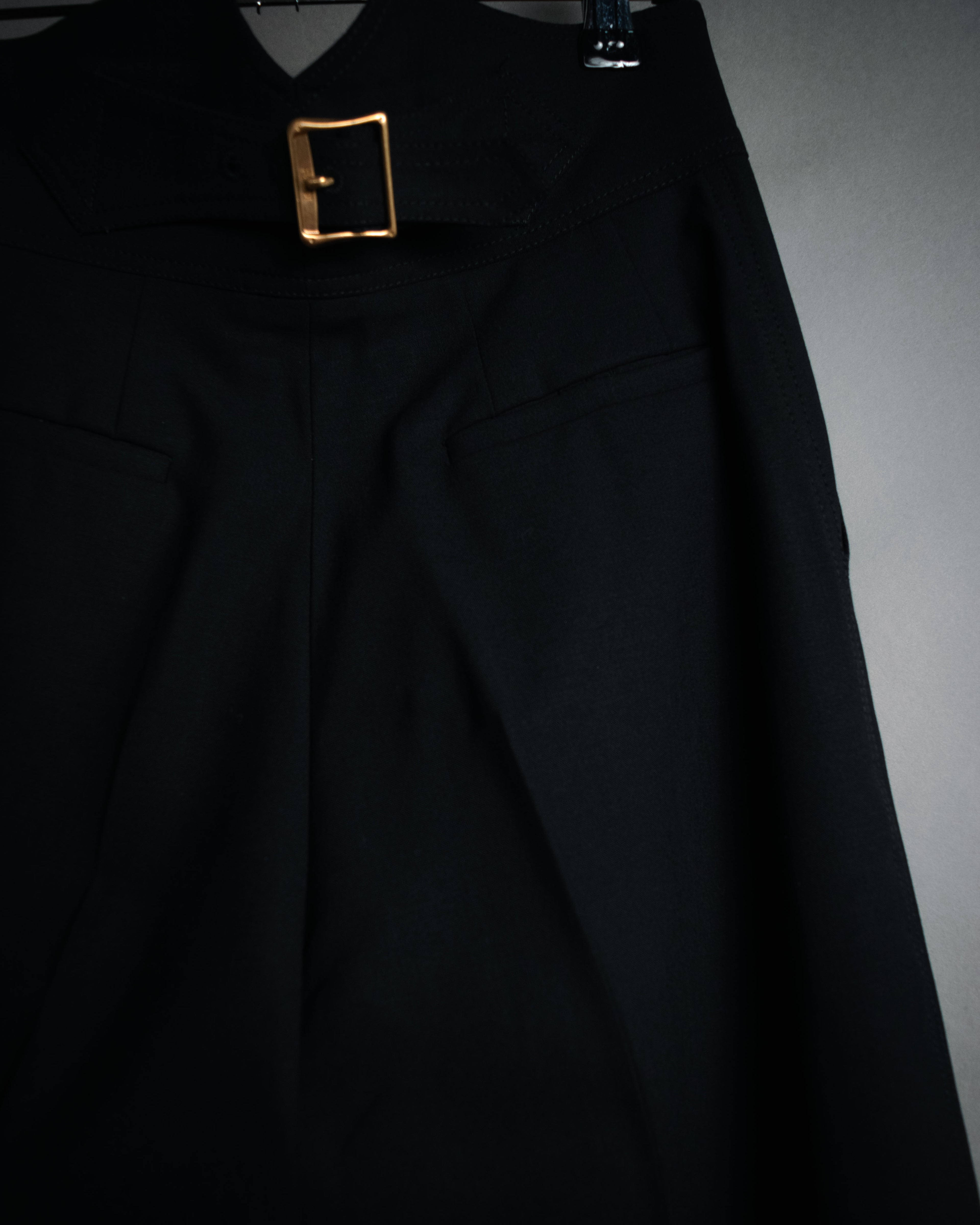 “FENDI” 90’s-00’s Sculpted V-back wide-leg trousers