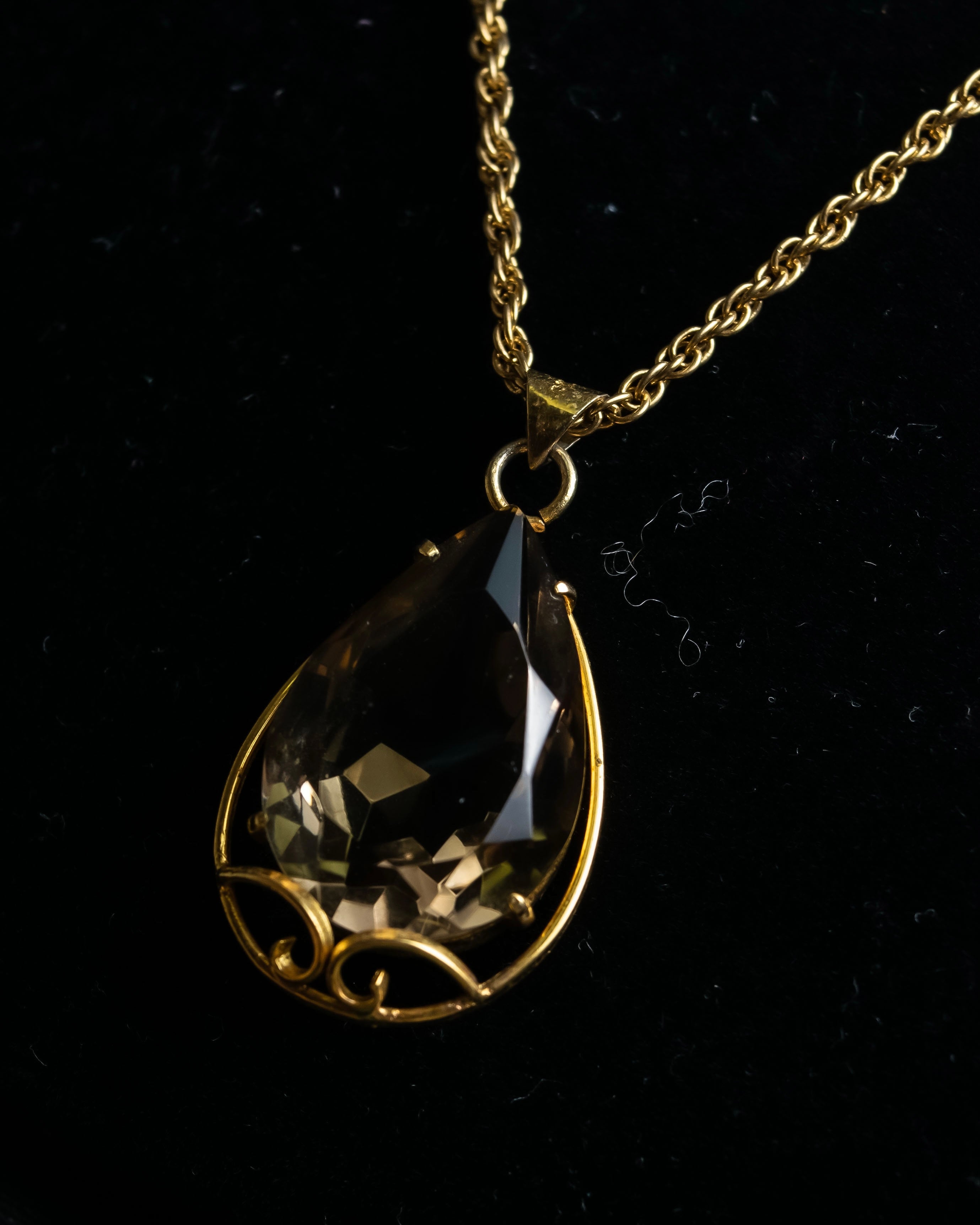 "VALENTINO" Smoky quartz teardrop design necklace