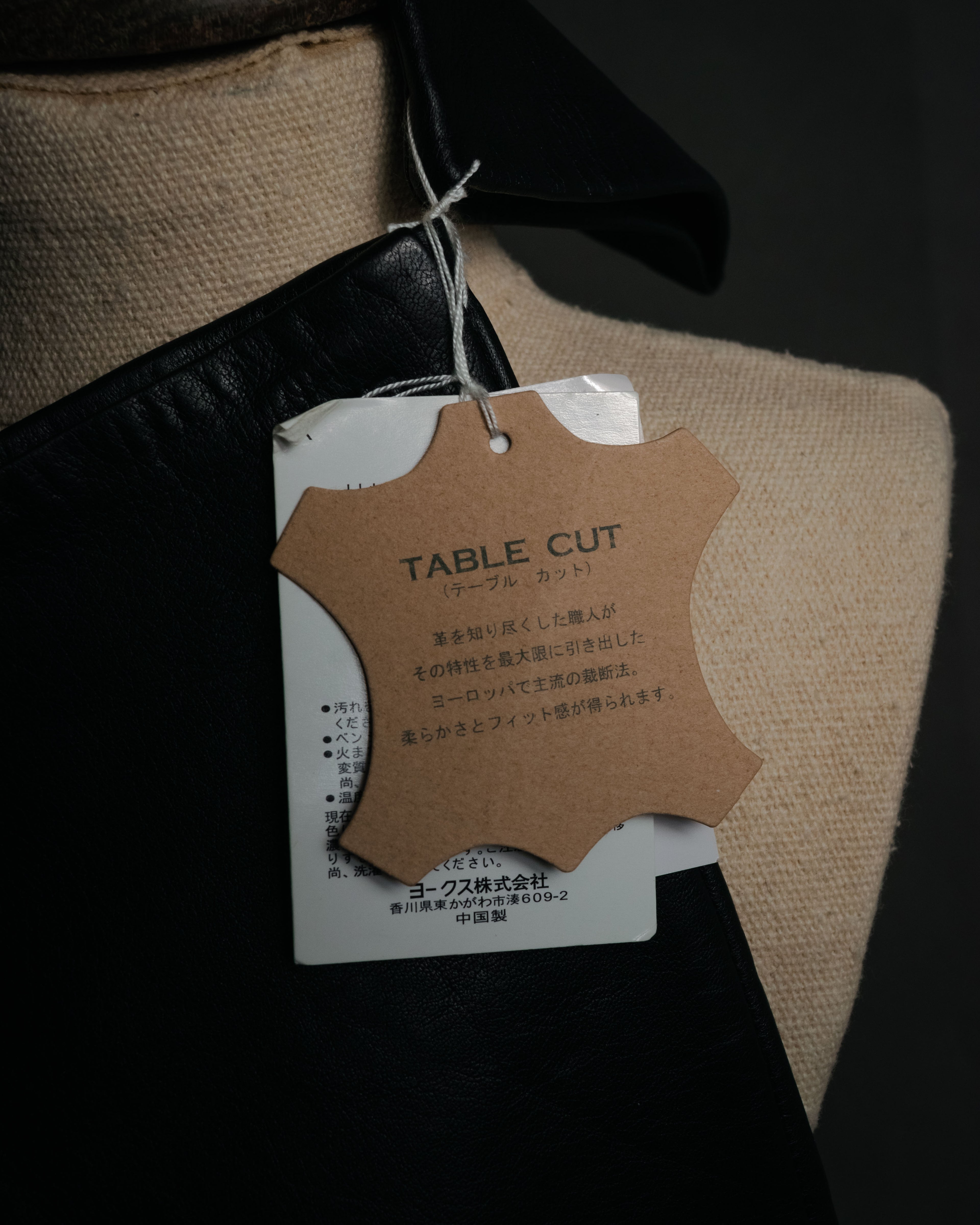 “GIVENCHY” 2010’s 4G embossed long leather gloves