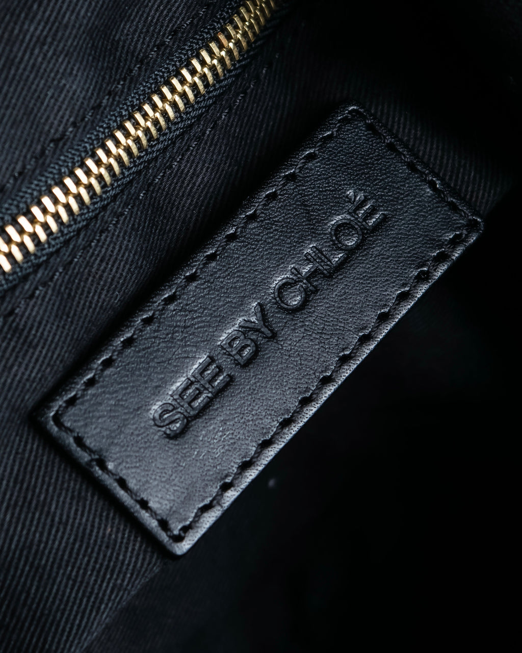 "SEE BY CHLOE" Braided shoulder design leather bag