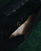 –SPECIAL– "BOTTEGA VENETA"
Late 80s–Early 90s Intrecciato trapezoid leather bag