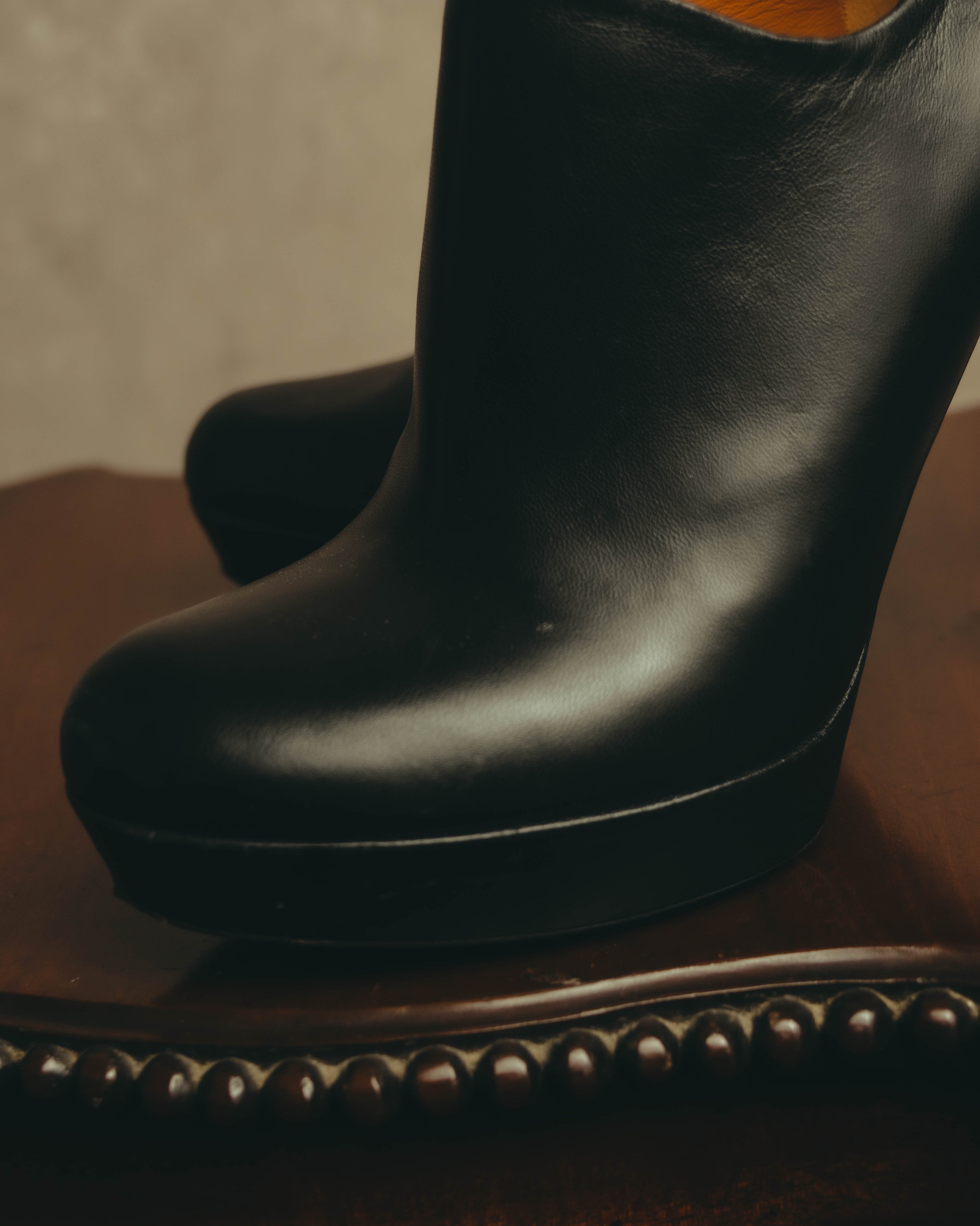 -SPECIAL- "Gucci" 10's Vintage bamboo tassel leather platform booties