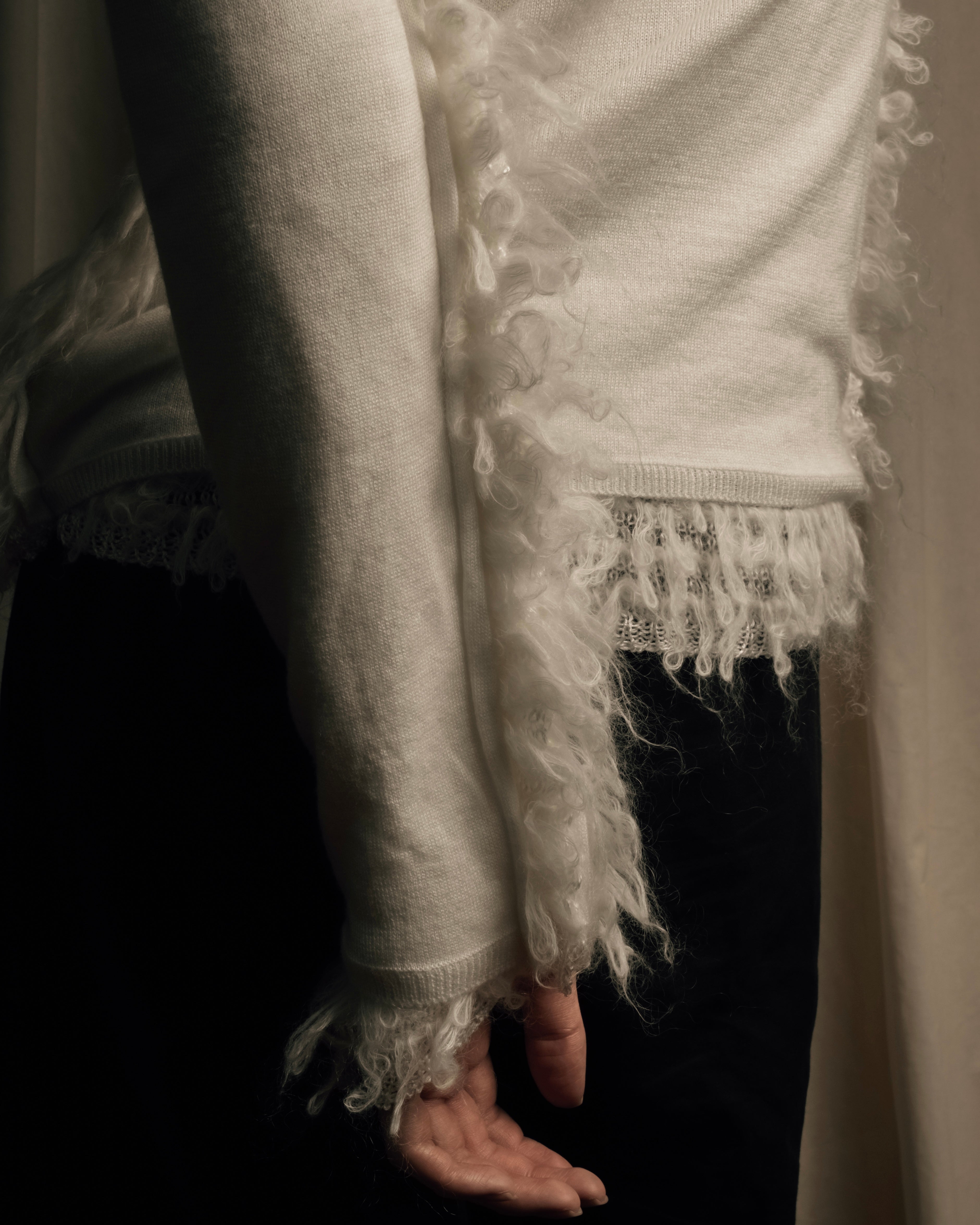 "COMME des GARCONS" 18AW layered mesh design fringe thick knit