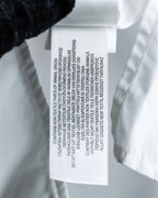 "BURBERRY" Wide collar embroidered emblem white shirt