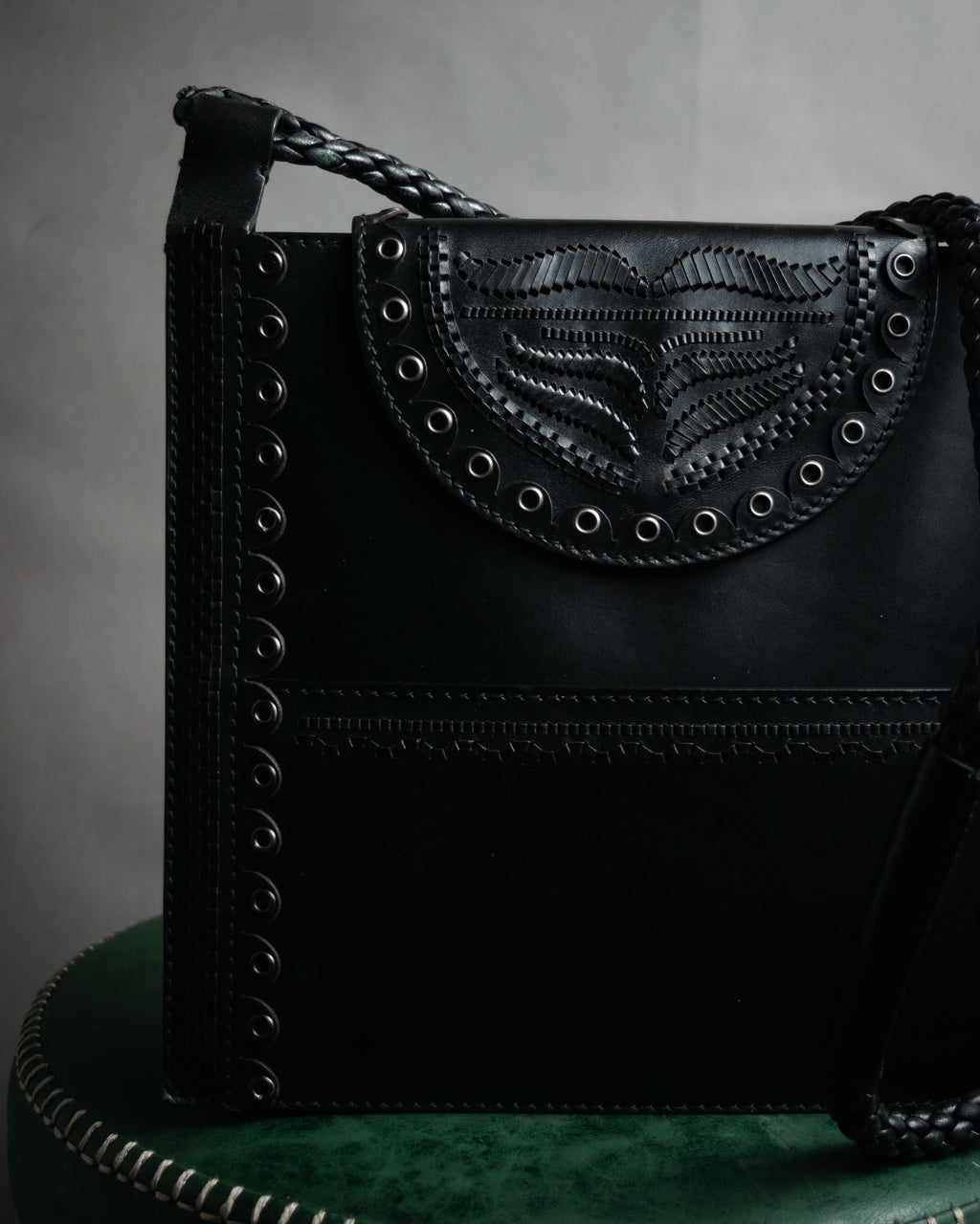 –SPECIAL– “YVES SAINT LAURENT”
2000’s Folk cutwork leather shoulder bag