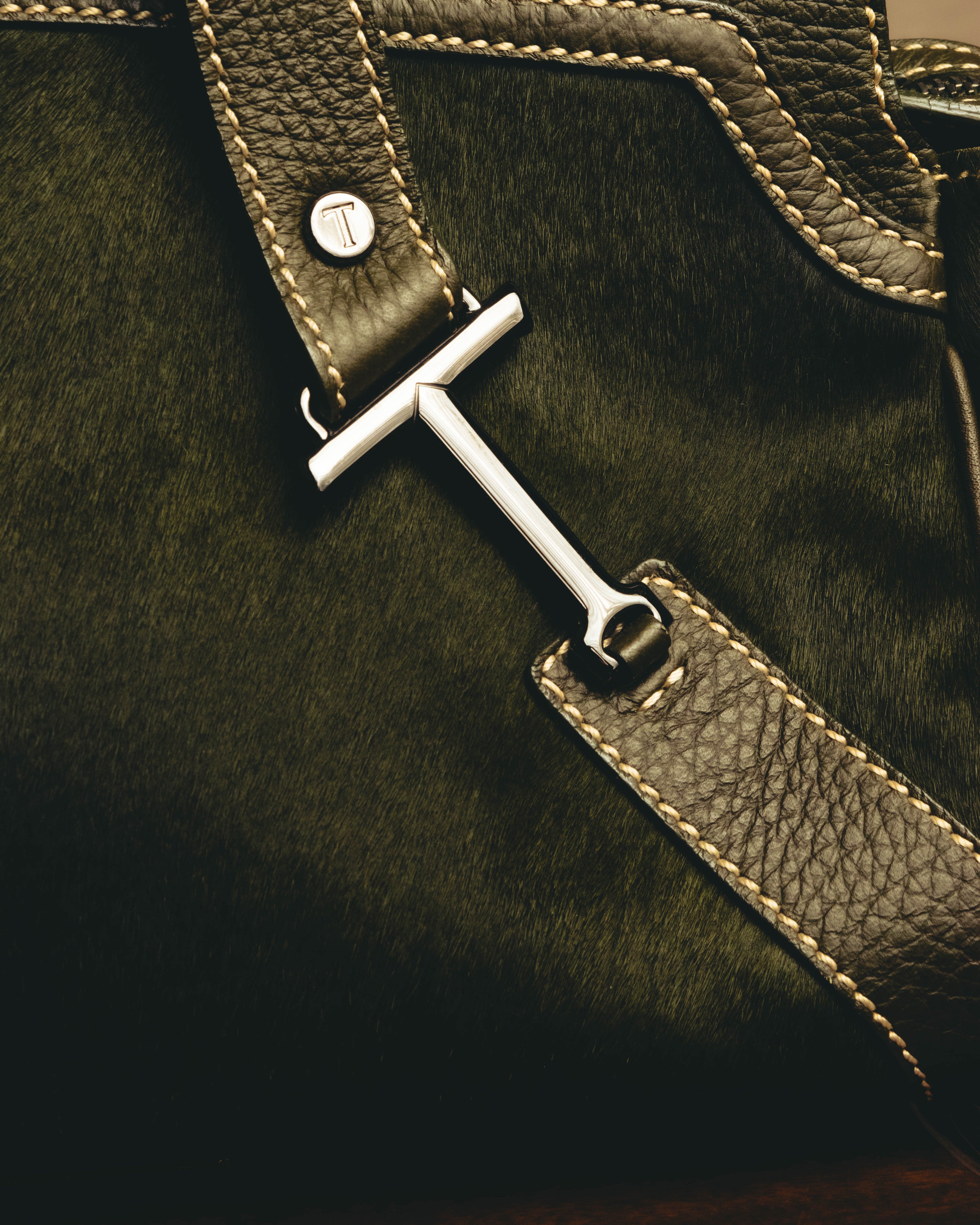 "TOD'S" 00's-10's Textured haircalf leather shoulder bag