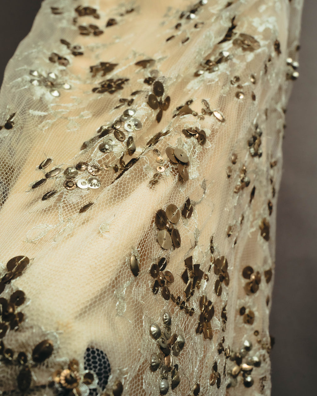 –SPECIAL– "VALENTINO" 00's-10's Embellished lace cocktail dress