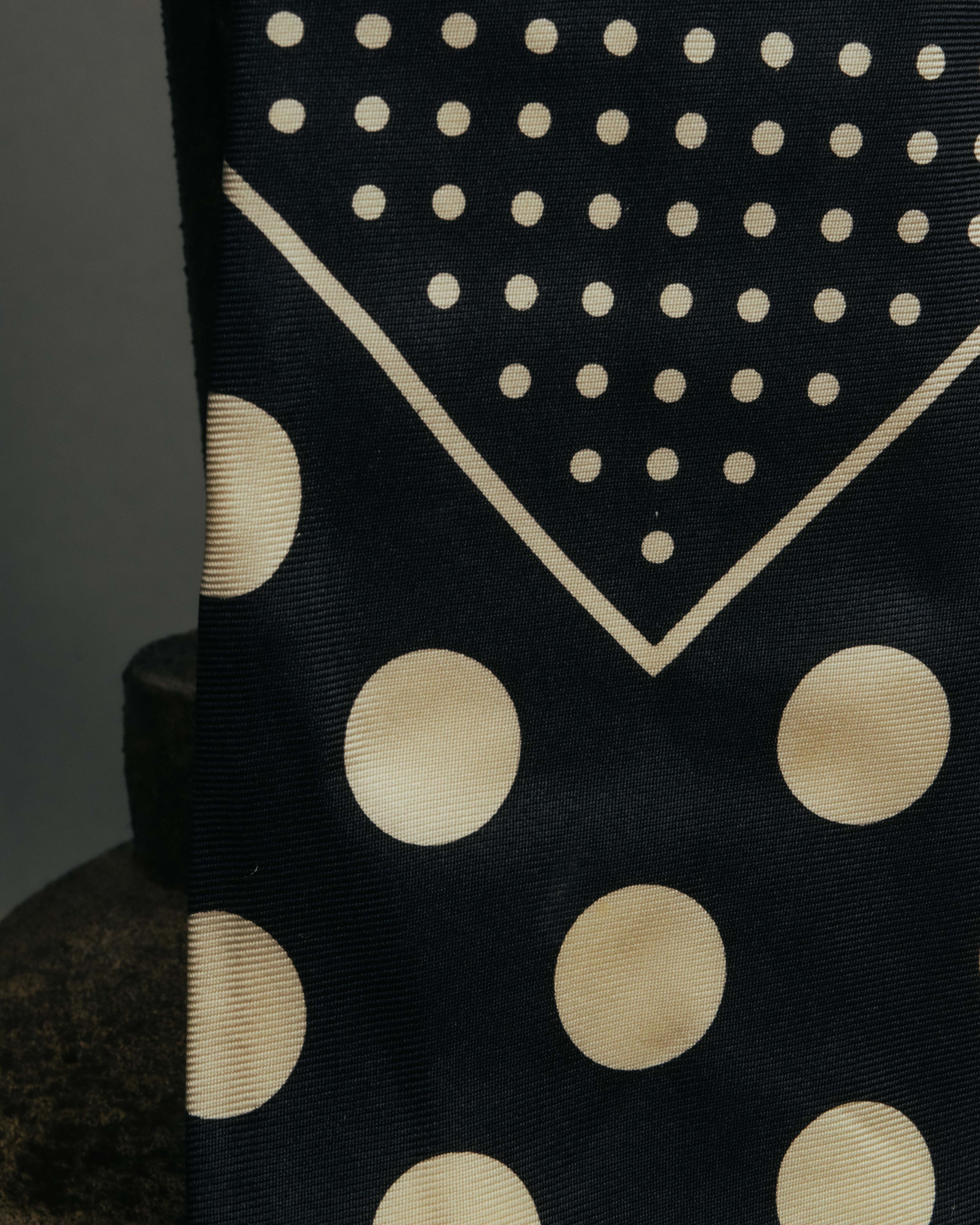 "Jean Paul Gaultier Paris" 90's-00's Graphic dotted silk neck scarf