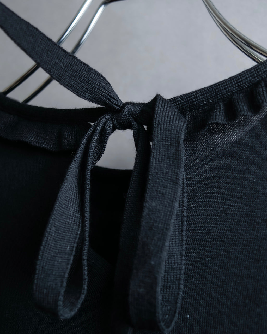 "VALENTINO" Ruffle＆lace design black knit