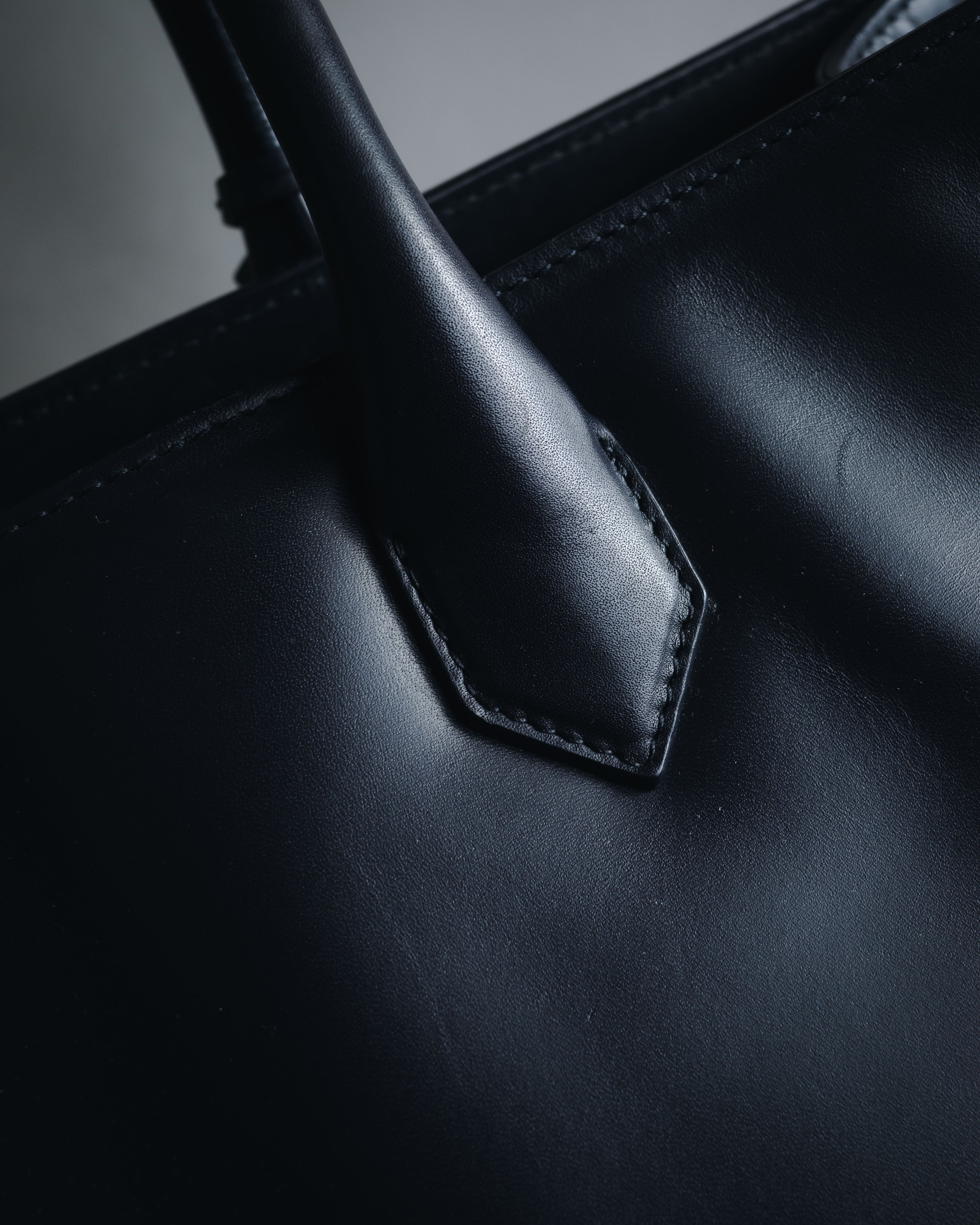 "BALENCIAGA" 2013 Autumn/Winter Padlock All Afternoon Structured Leather Bag