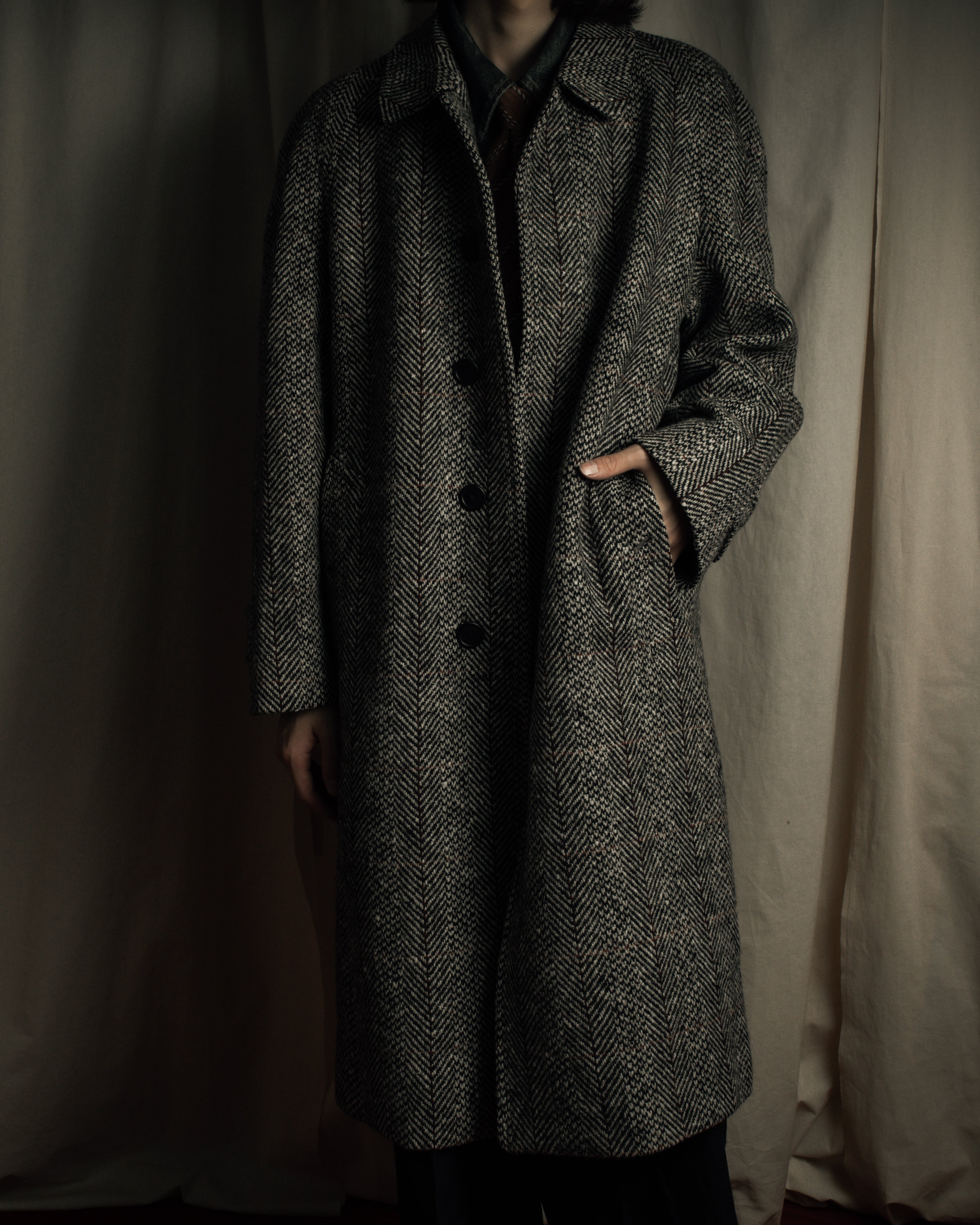 "BURBERRYS" British tweed fly front stand collar coat