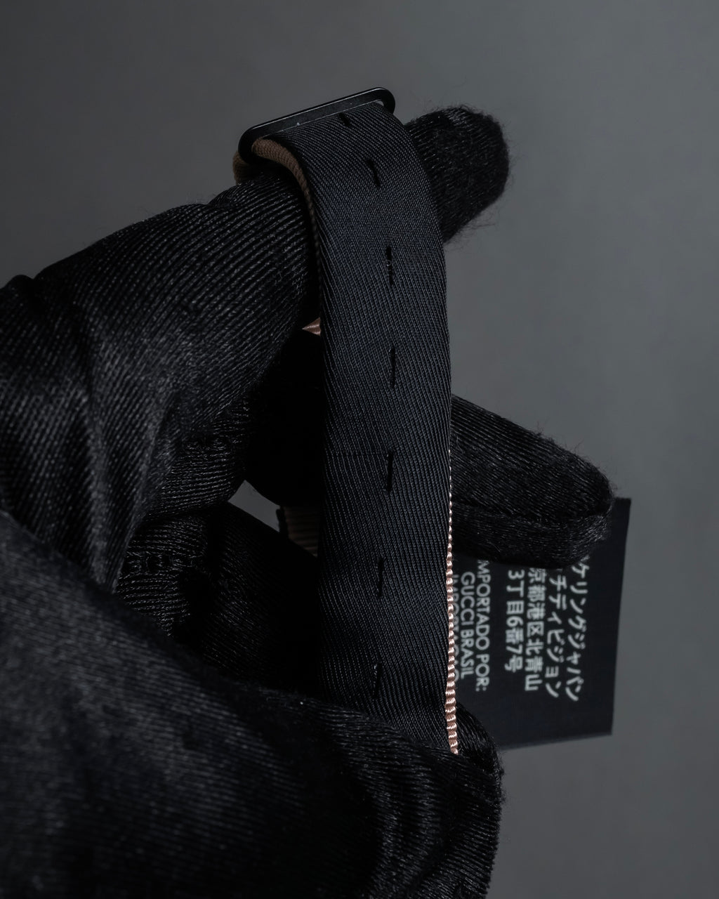 -MOOD Christmas Collections-
"GUCCI" Michele period delicate floral embroidered ribbon tie