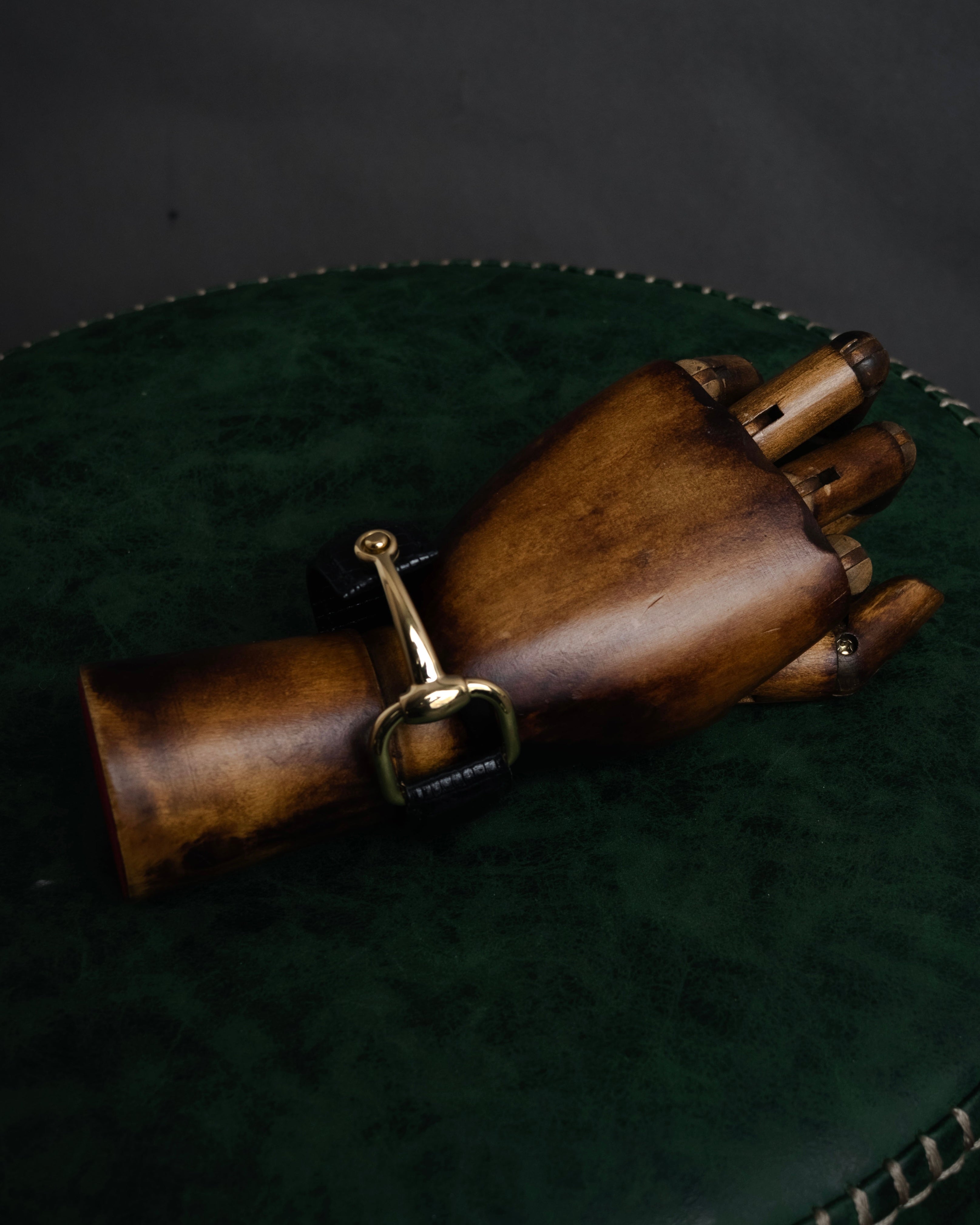 “GUCCI” 90’s-00’s Lizard horsebit bracelet