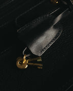 -SPECIAL- "GUCCI" 70's-80's Crest-detailed black leather two-way duffle bag