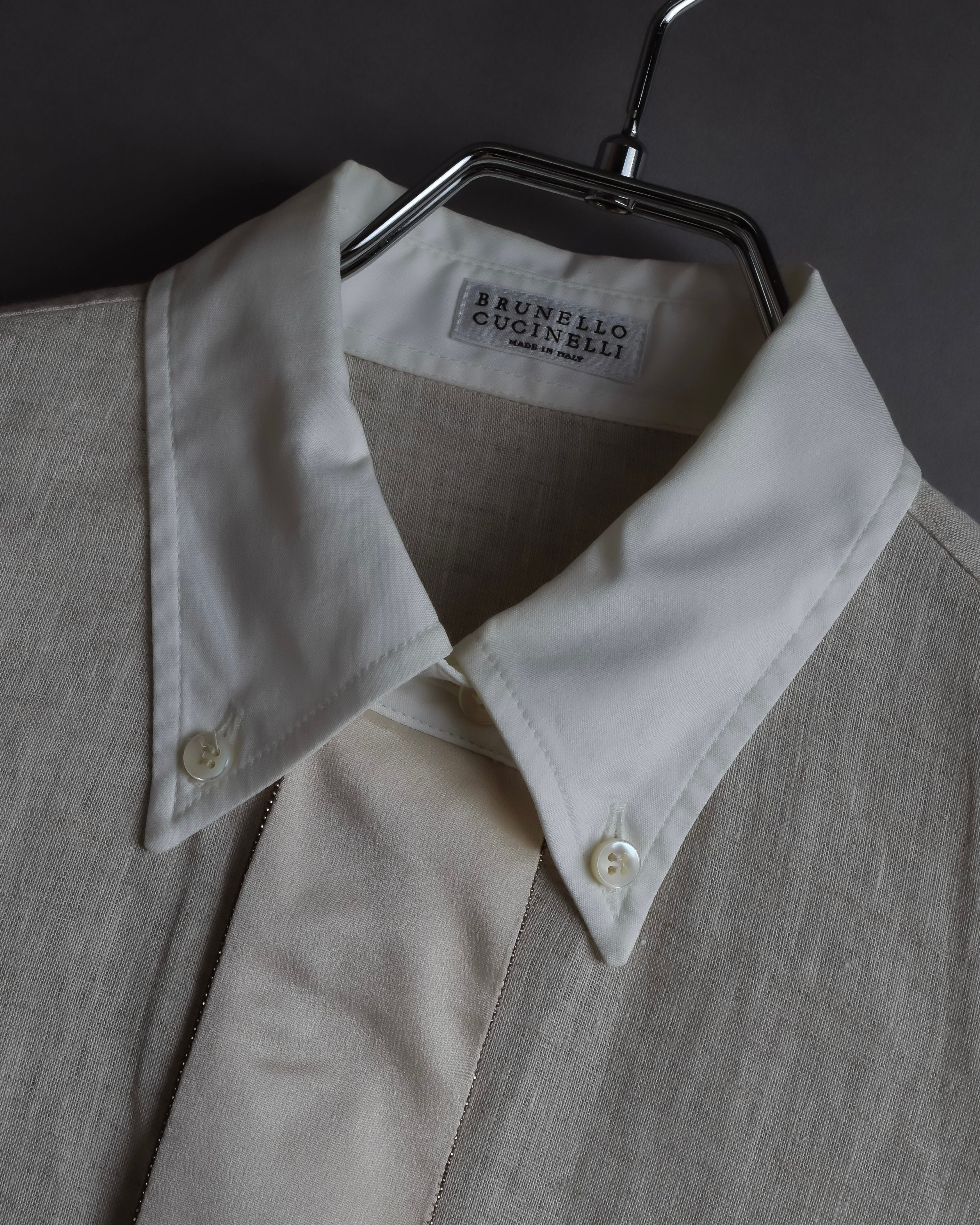 "BRUNELLO CUCINELLI" Contrast collar hidden placket linen shirt