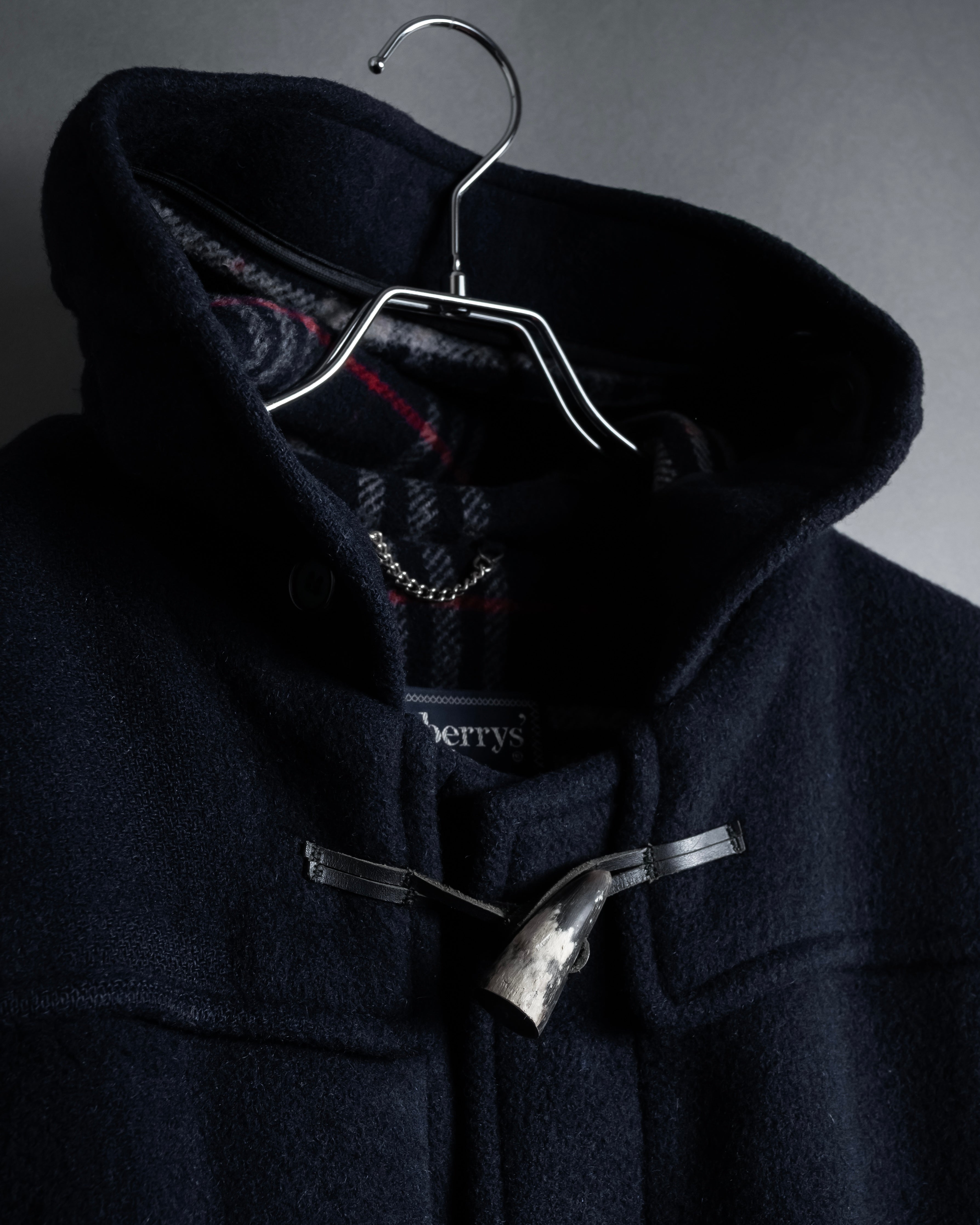 "BURBERRYS" 80-90's Classically tailored duffle coat