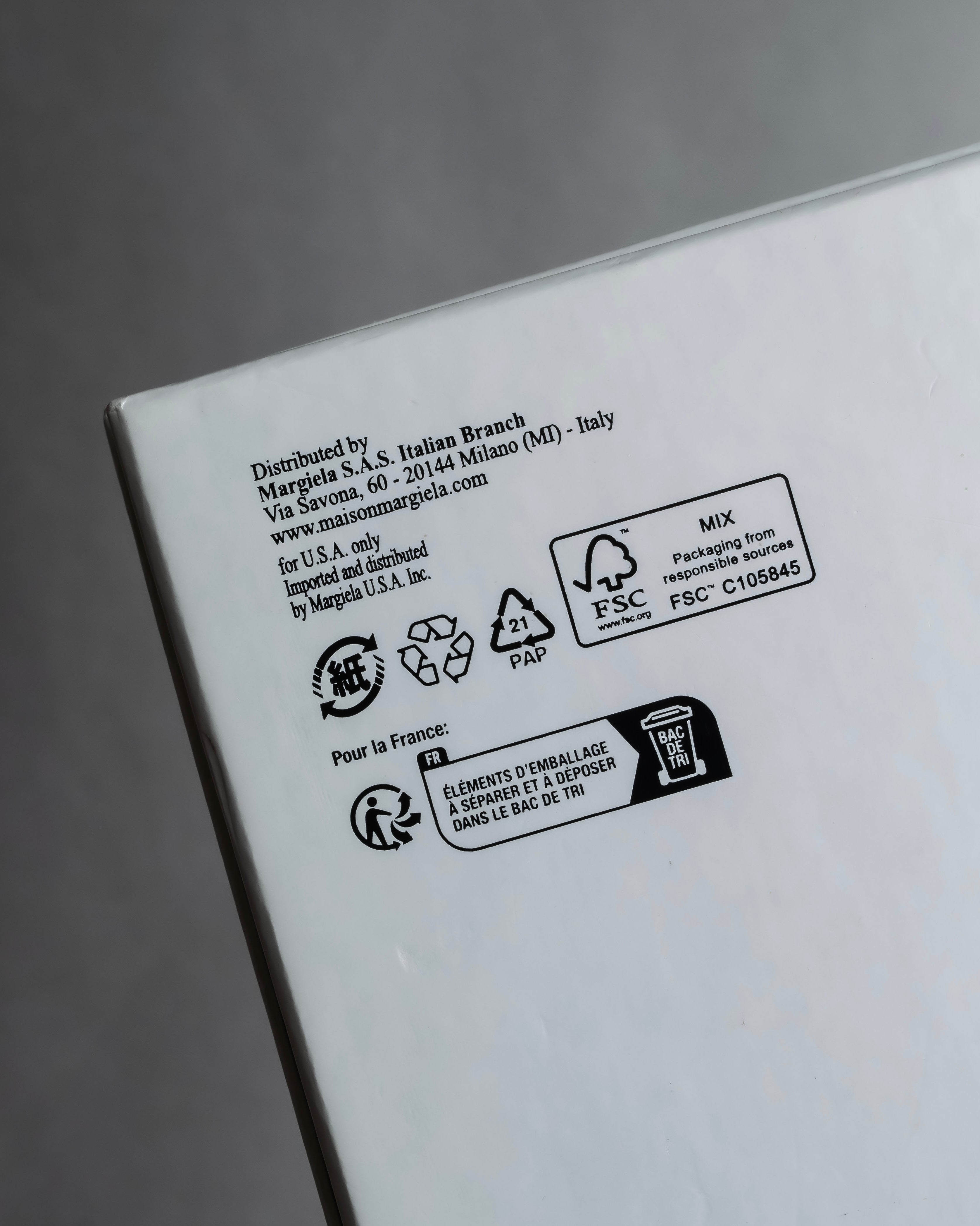 "MAISON MARGIELA" Grained leather chain wallet bag