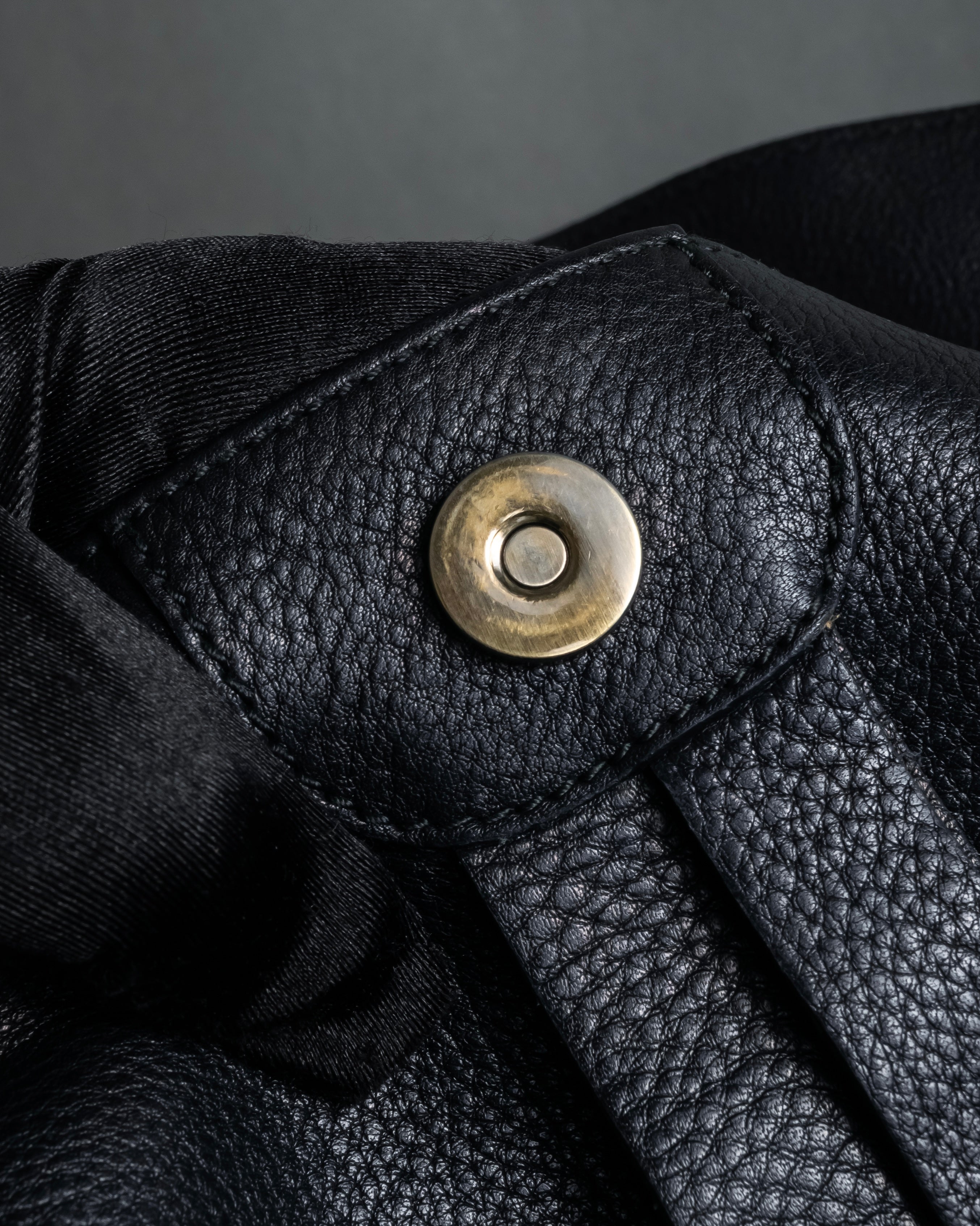 "Salvatore Ferragamo" Gancini reconstructed design shrink leather bag