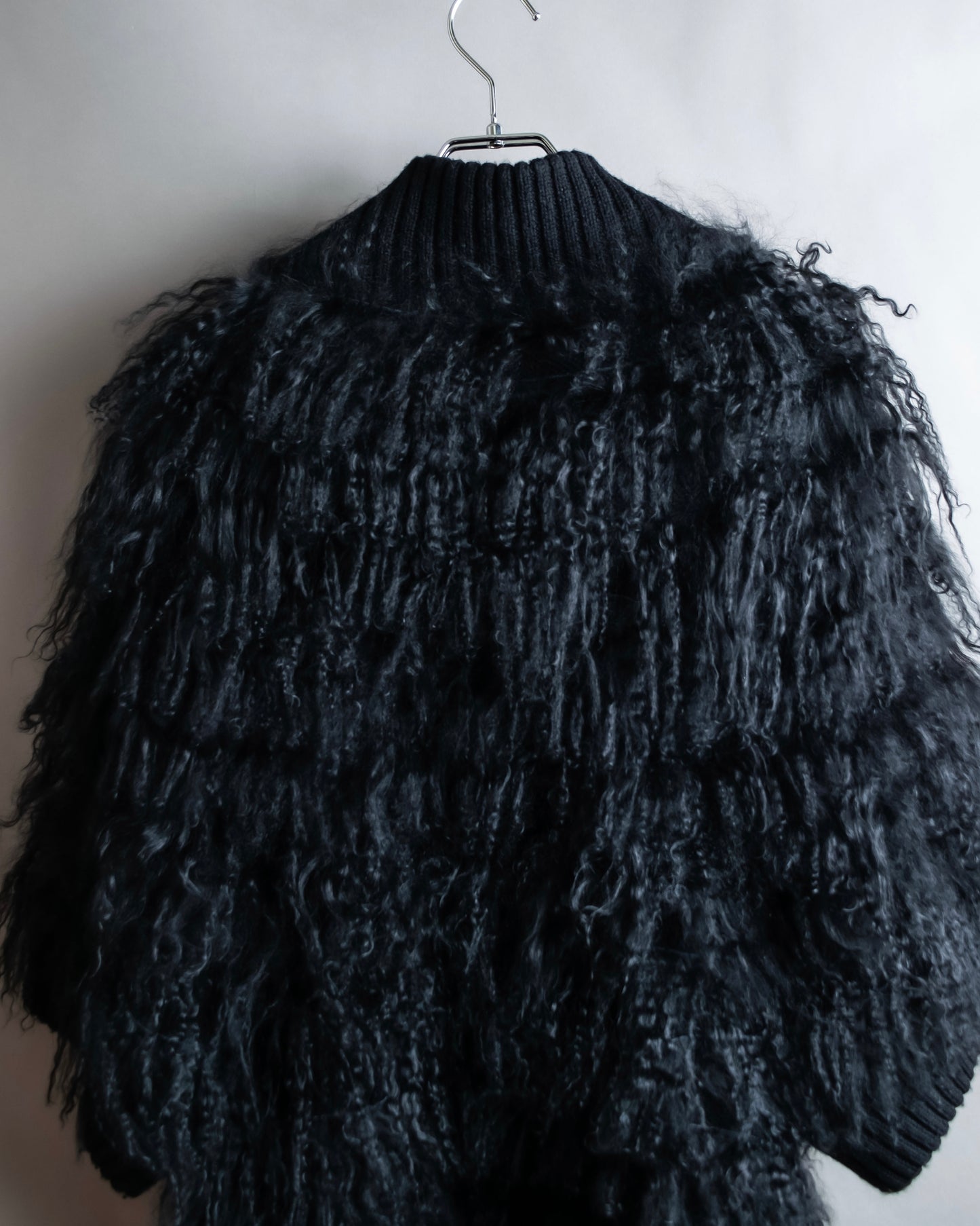 "EMPORIO ARMANI"  Fur fringe design cropped sleeve pullover