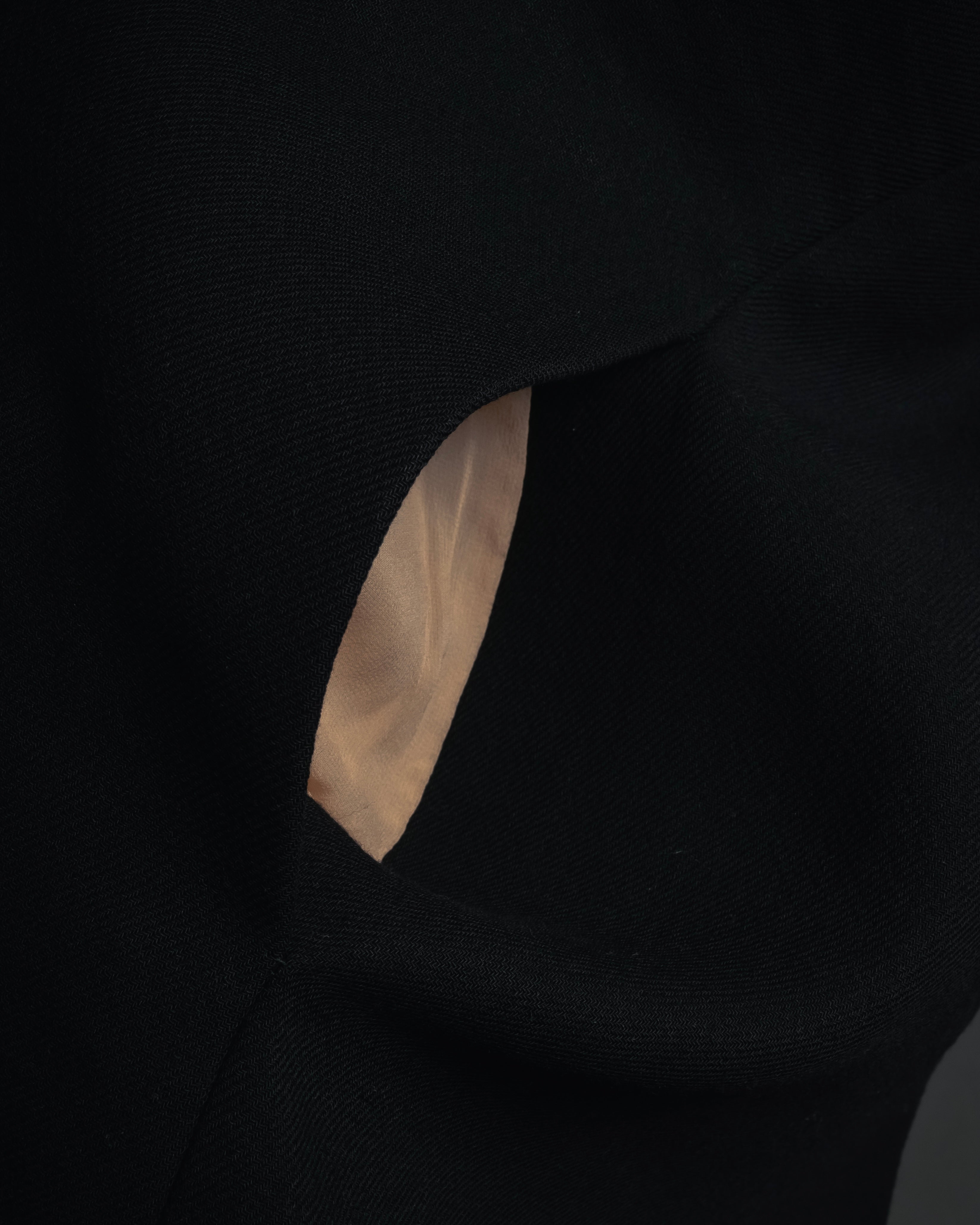 Abrigo de lana de sastrería minimalista de los años 90-00 de Dolce & Gabbana