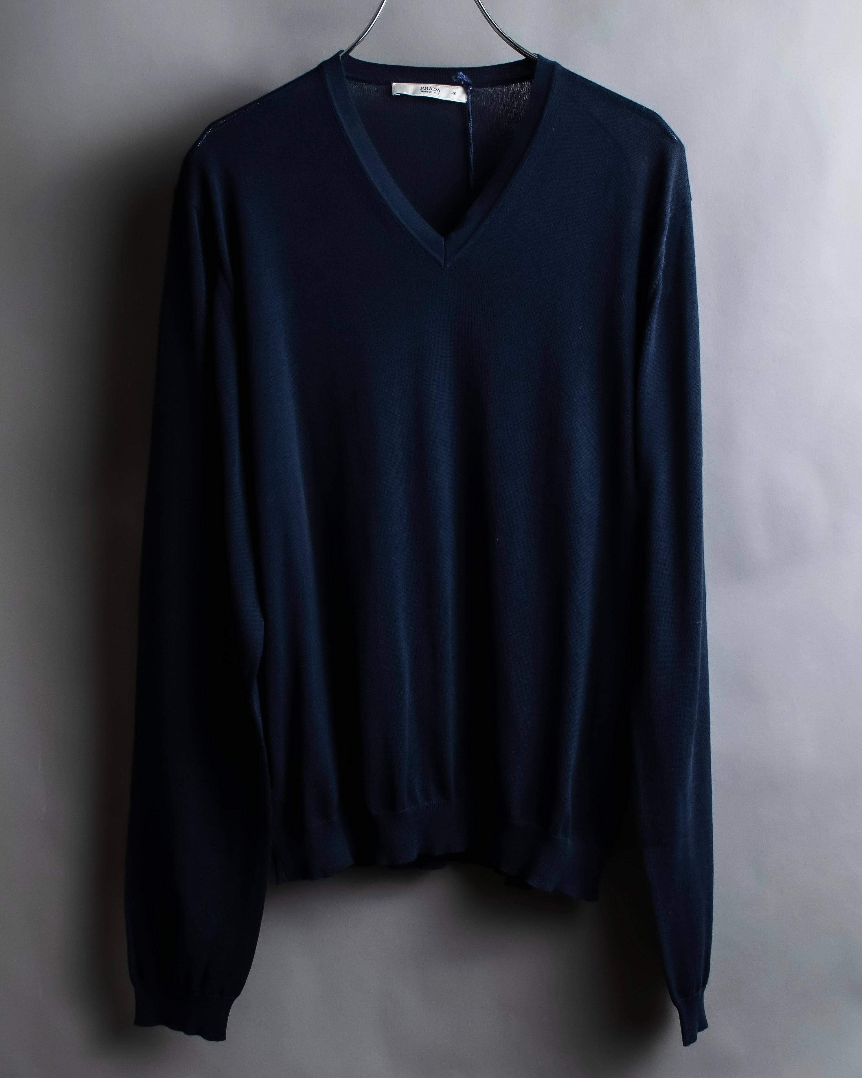 "PRADA" Raglan sleeves cotton navy color knit