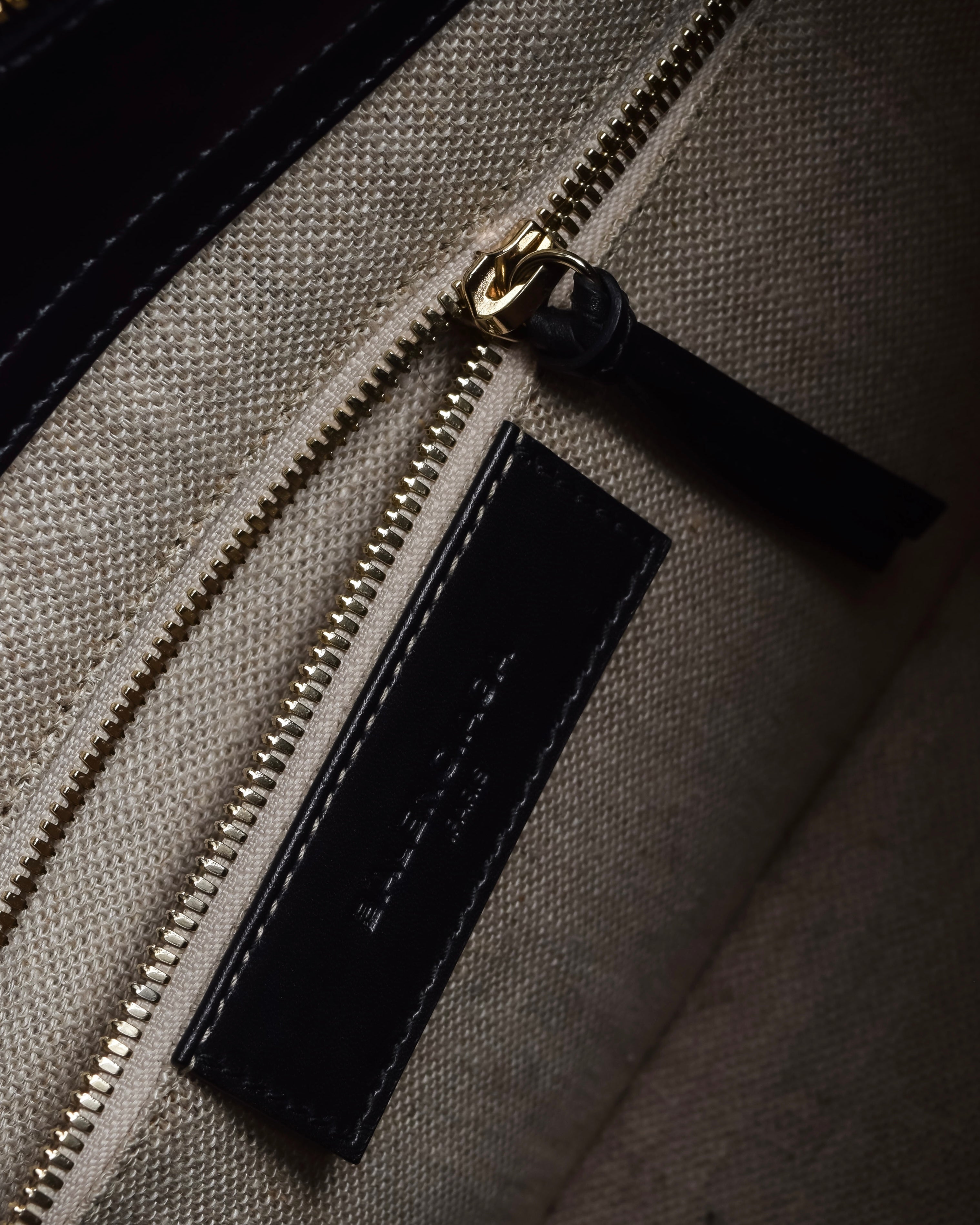 "BALENCIAGA" Padlock design shearling leather bag