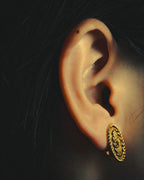 -SPECIAL- "CHANEL" 70's-80's Sculptural oval clip-on earrings