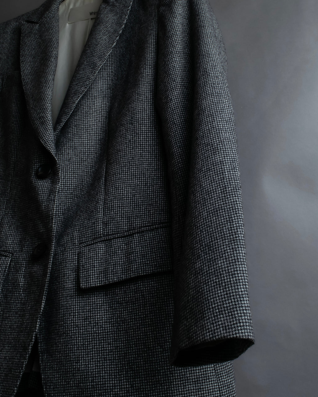 "Whim Gazette" Houndstooth pattern shaped tailored jacket
