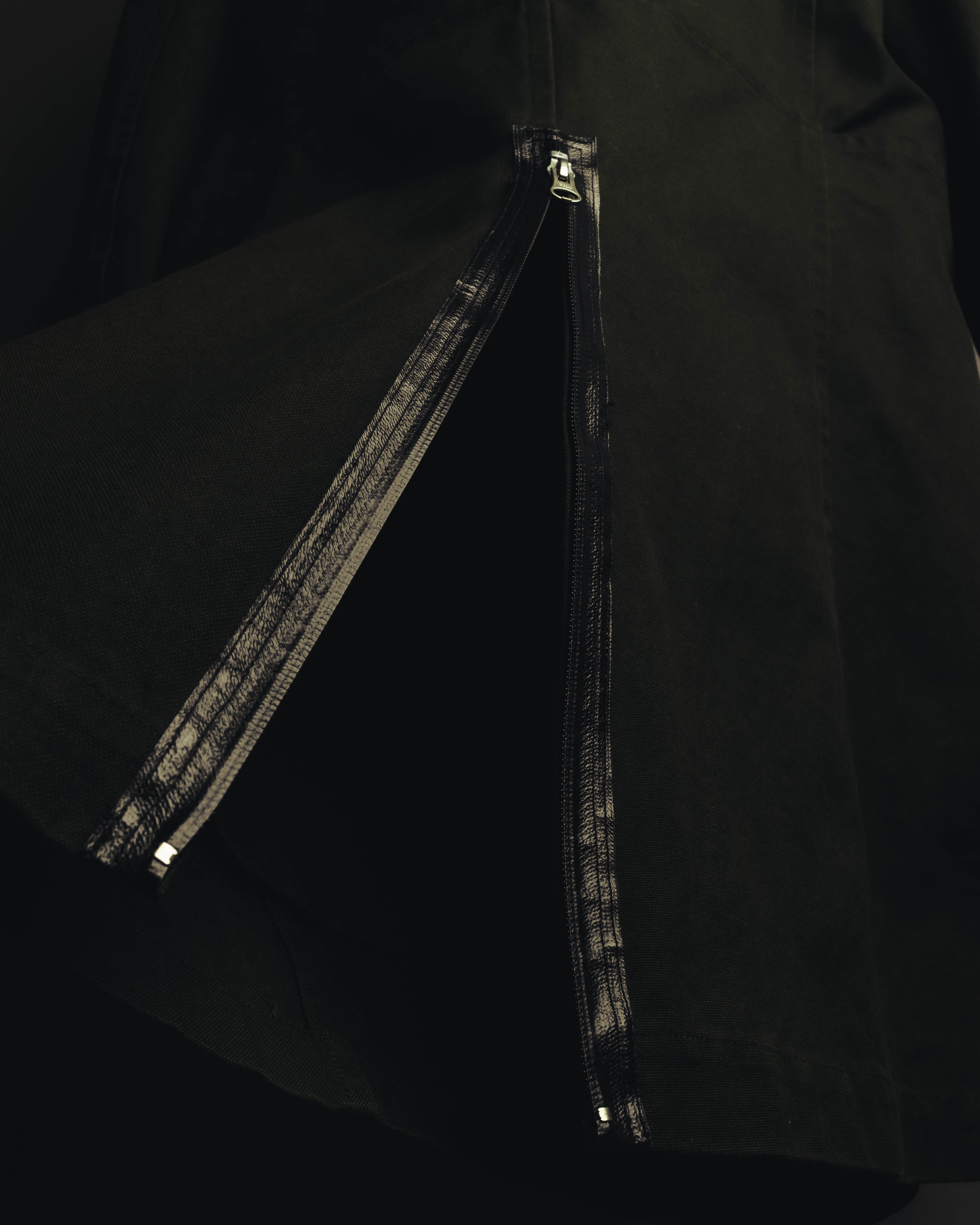 -SPECIAL- "COMME des GARÇONS HOMME" 03AW Asymmetric zip long coat