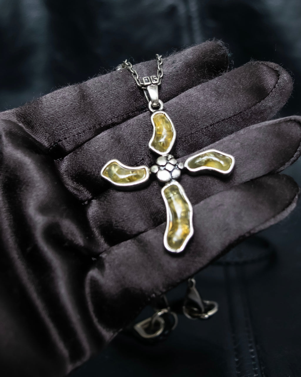 “Dolce&amp;Gabbana” Yellow crystal cross chain necklace
