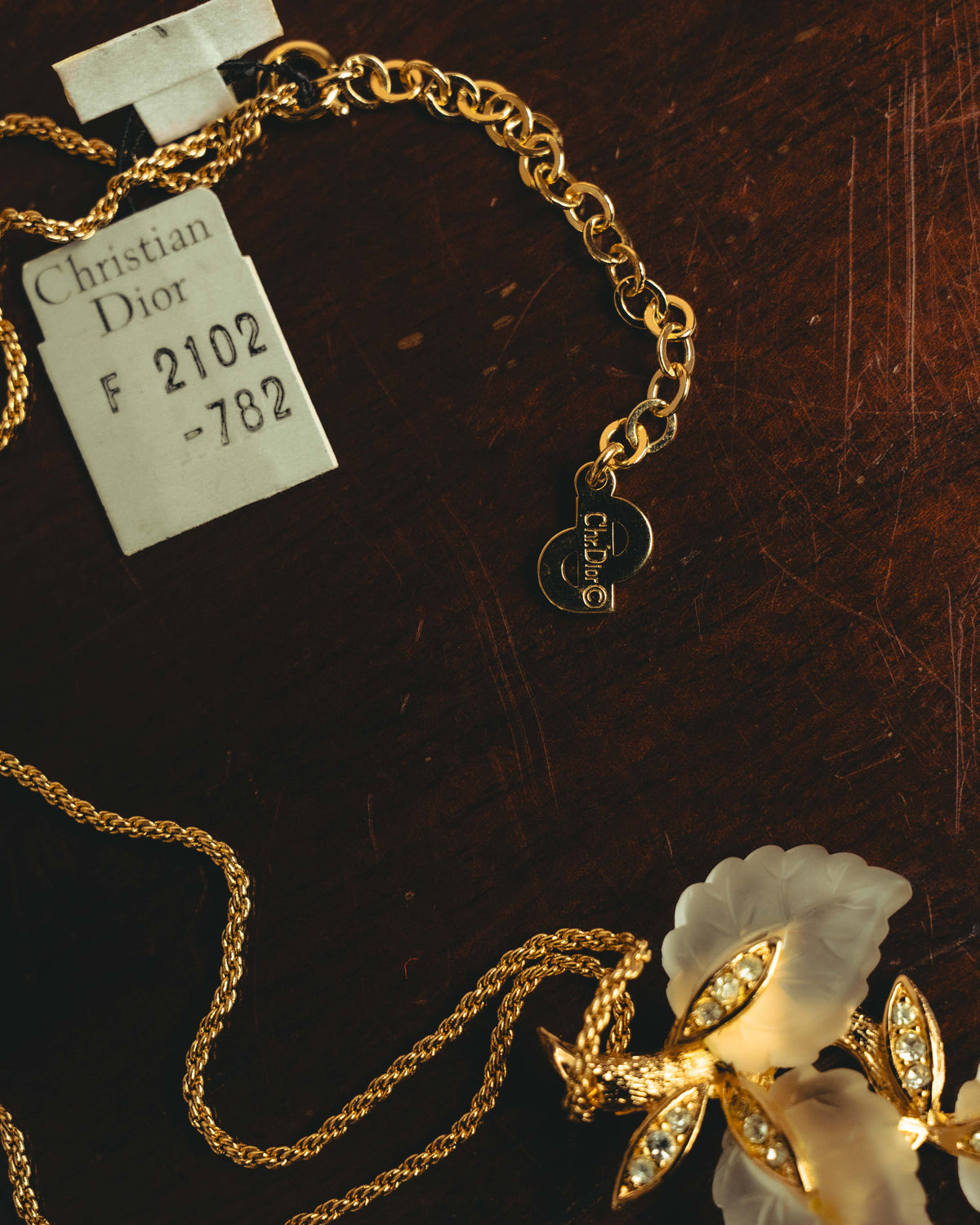 "Christian Dior" 70's-80's Sculptural leaf pendant necklace
