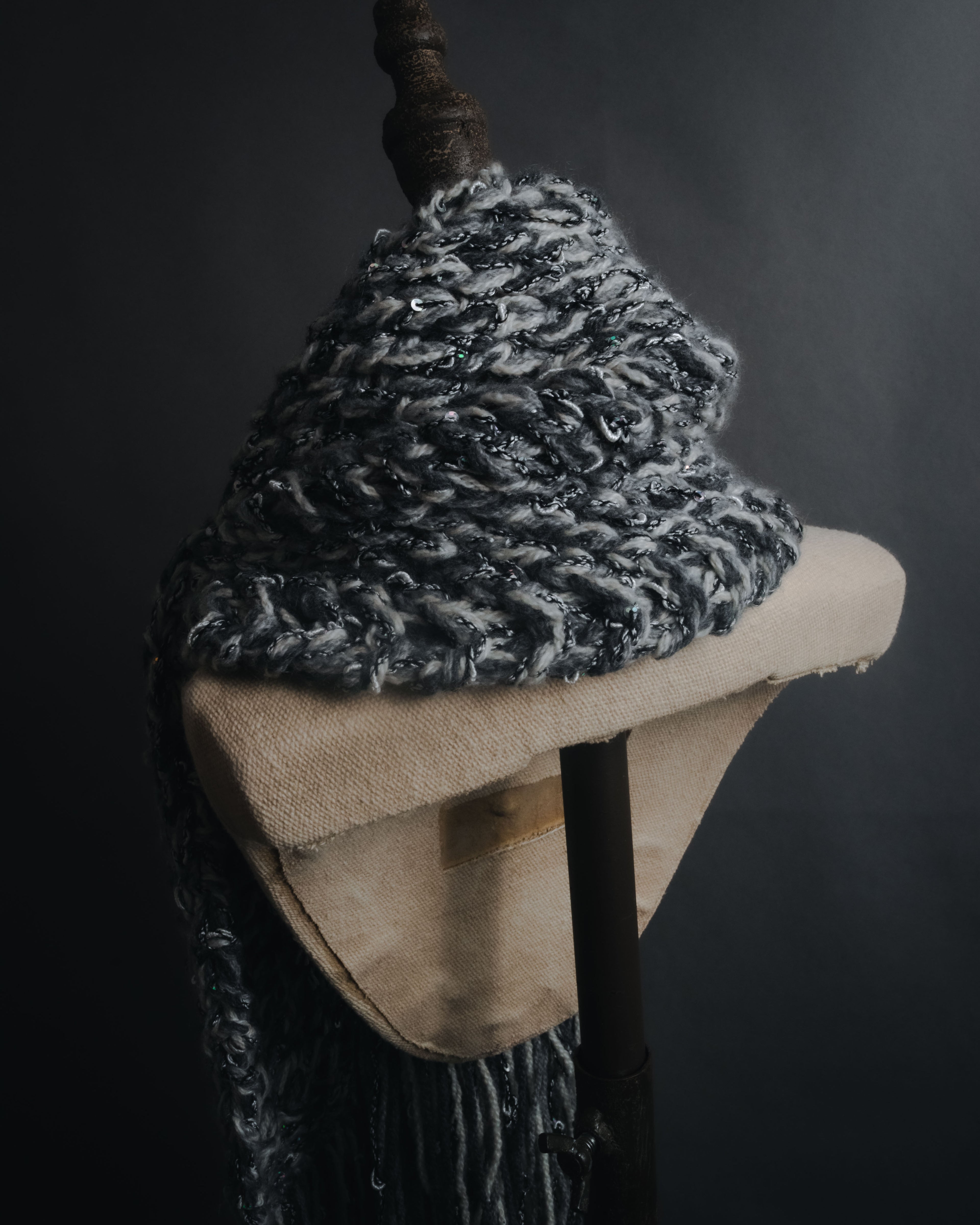 "CHANEL" 2005AW fantasy yarn embellished fringe scarf