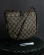 "GUCCI" 1970-80's Clasp design GG logo pattern shoulder bag