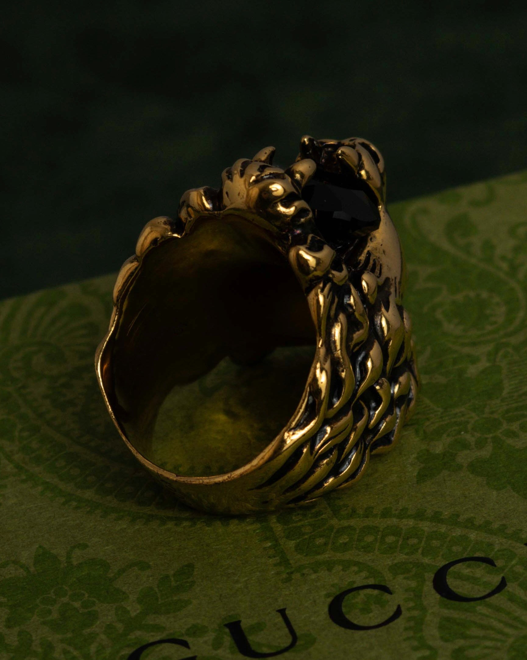 "GUCCI" Michele period lion head gold ring