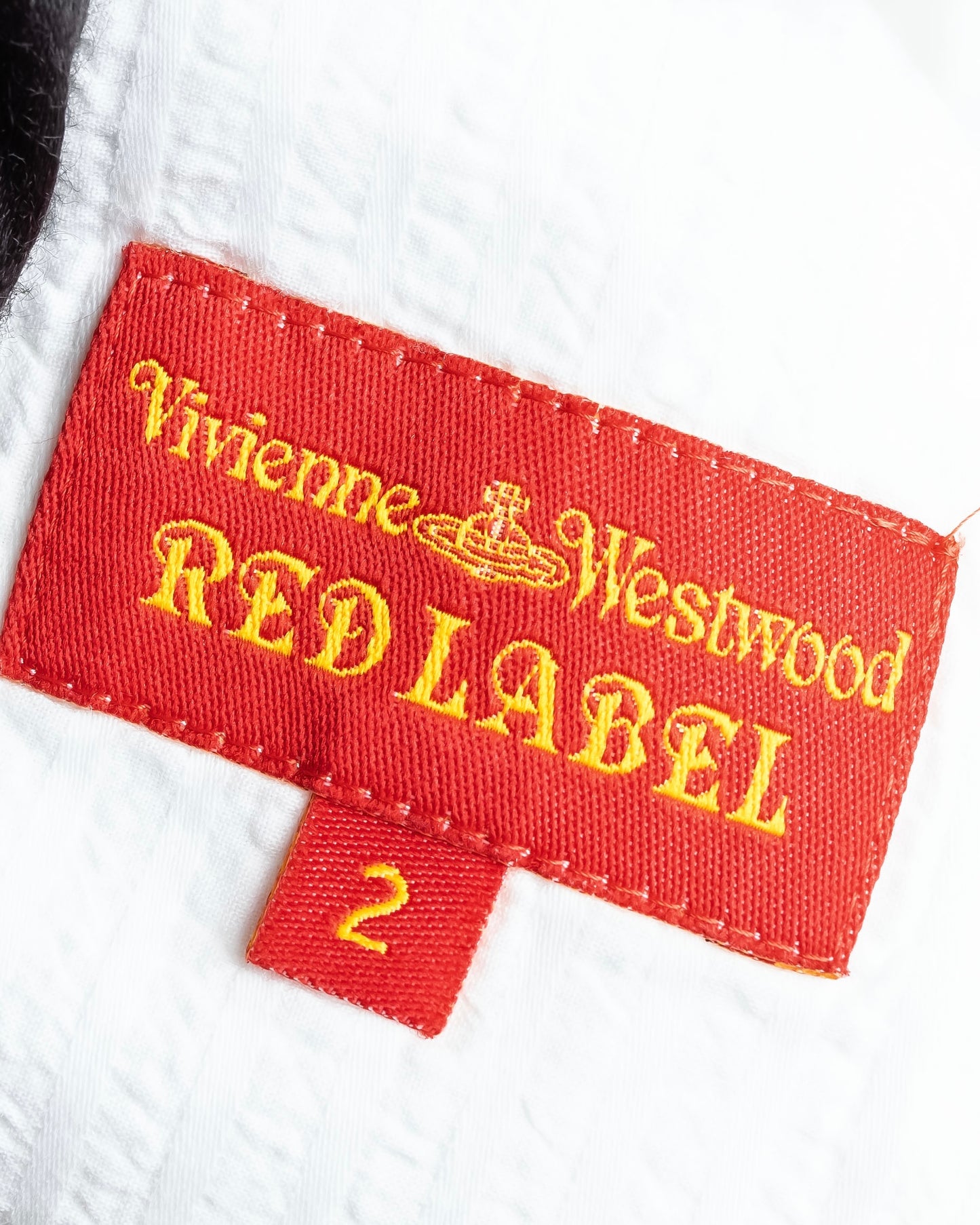 "Vivienne Westwood RED LABEL" Logo engraved box cut open collar shirt