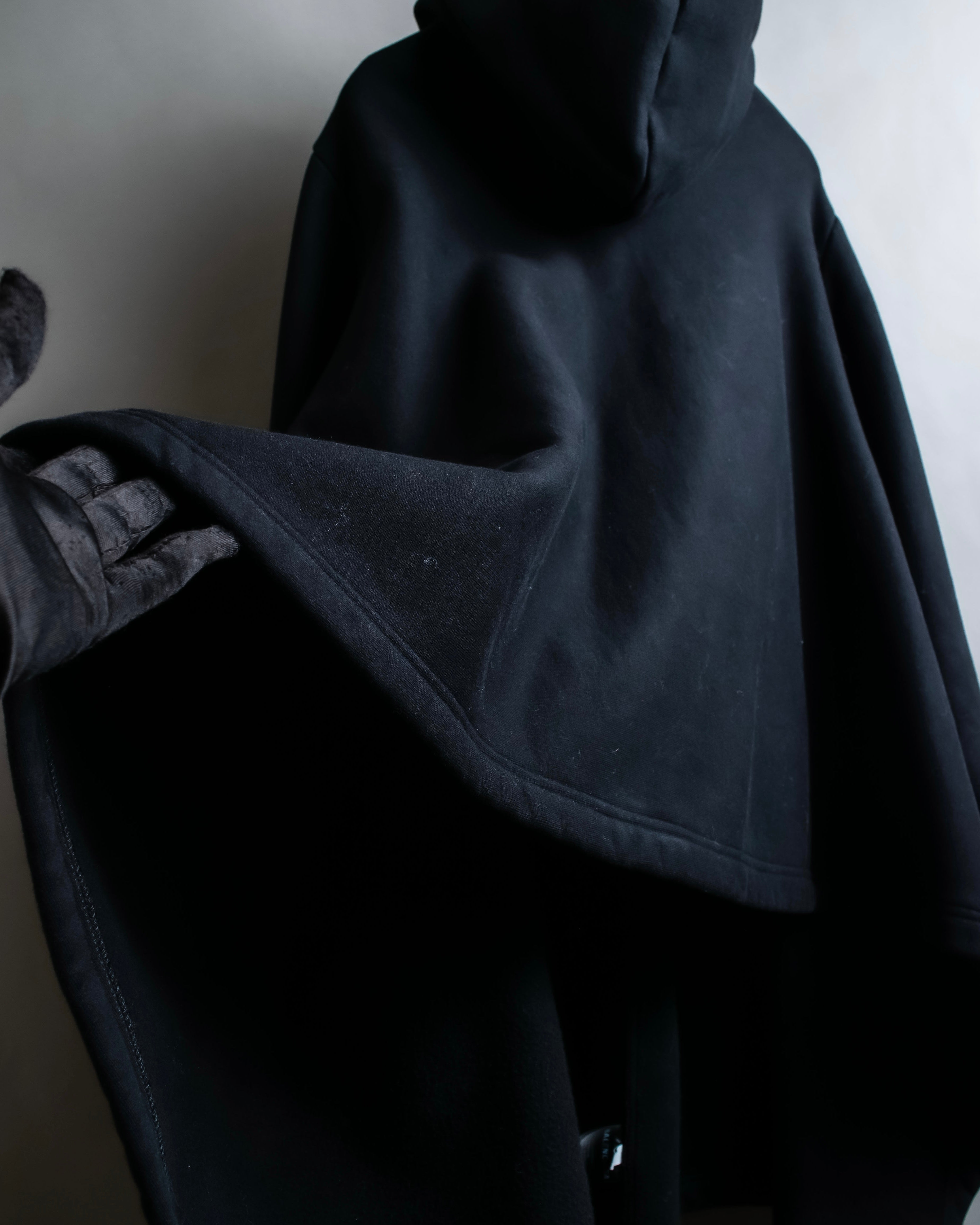 "BALENCIAGA" Oversized poncho flare silhouette hoodie