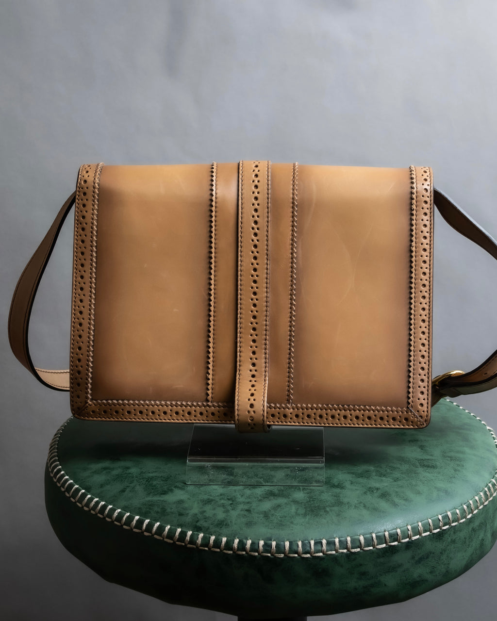 "GUCCI" Duilio brogue brown leather shoulder bag