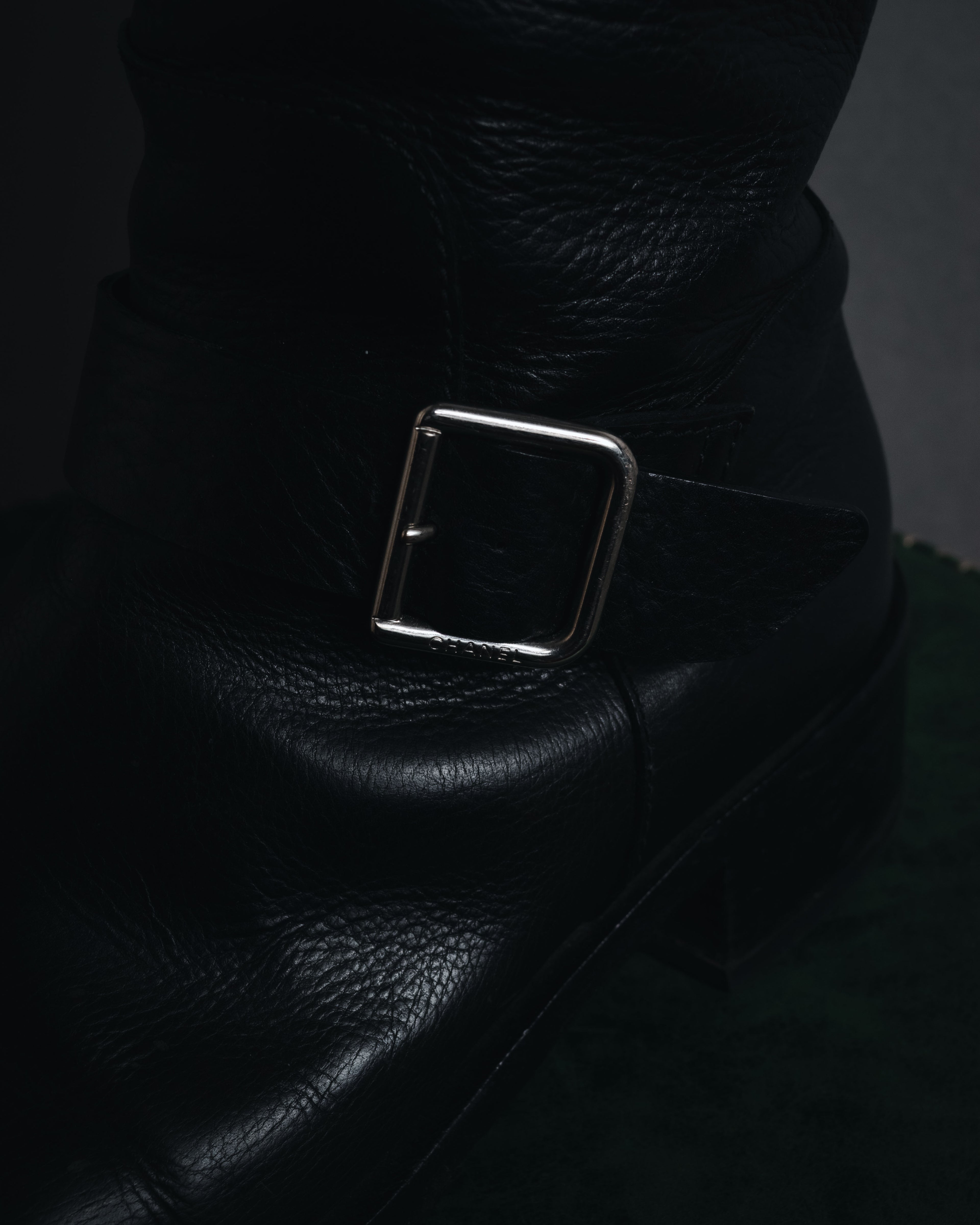 "CHANEL" 2006-12 Double-buckle leather engineer boots