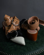 "Dior" Cutting design patent leather pointed toe pumps